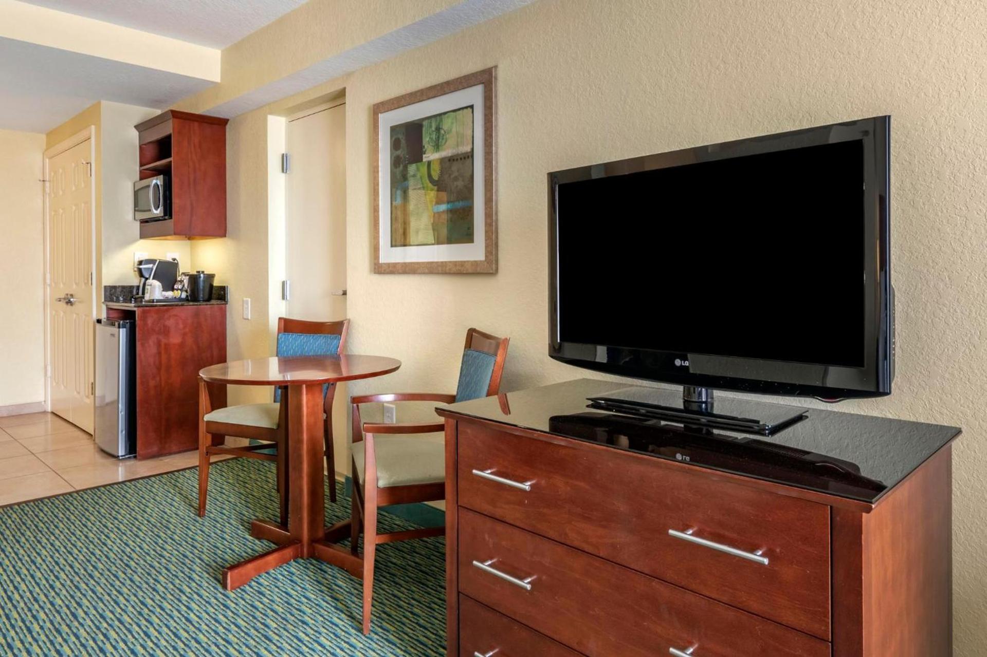 Holiday Inn Resort Orlando - Lake Buena Vista by IHG photo 41