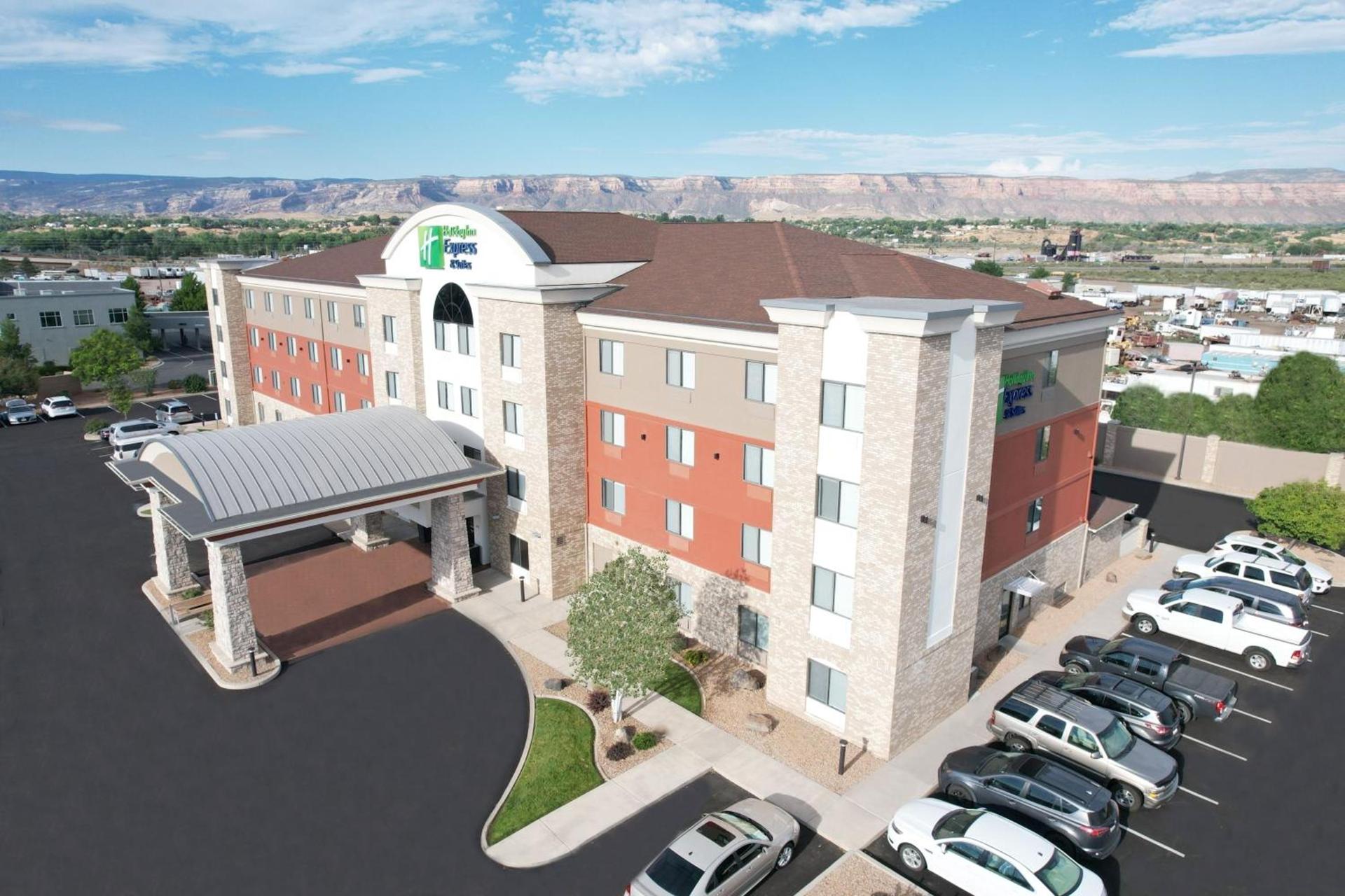 Holiday Inn Express Hotel & Suites Grand Junction by IHG photo 3