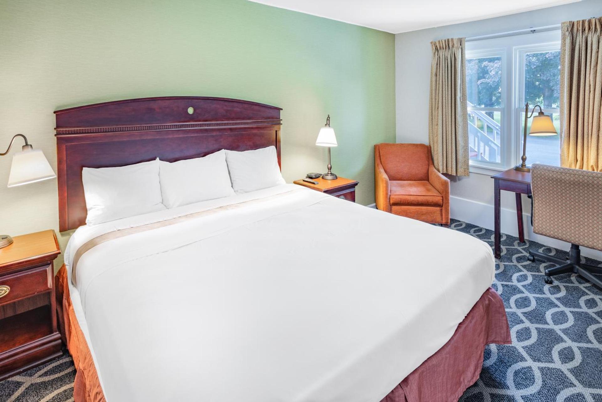 Travelodge by Wyndham Great Barrington Berkshires photo 21
