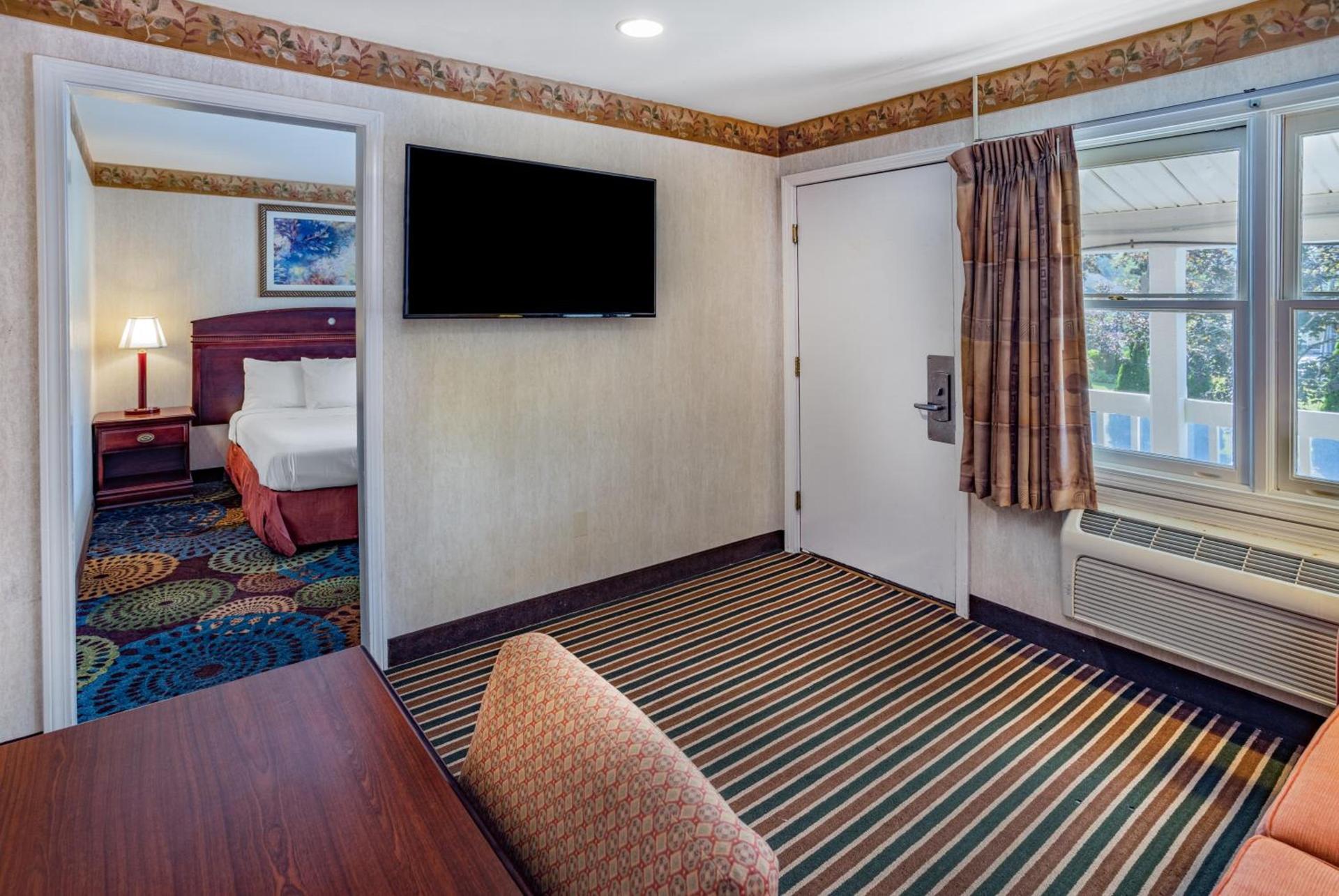 Travelodge by Wyndham Great Barrington Berkshires photo 26