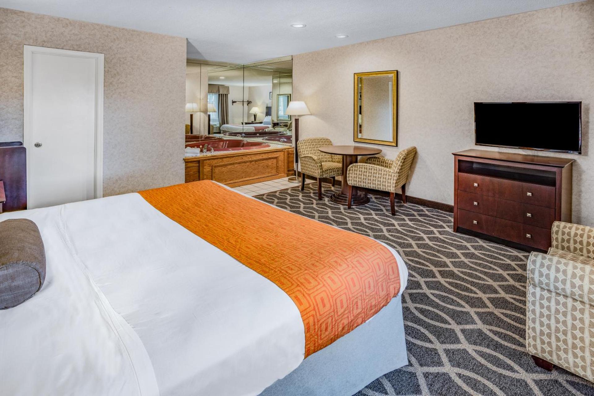 Howard Johnson by Wyndham Lenox photo 25