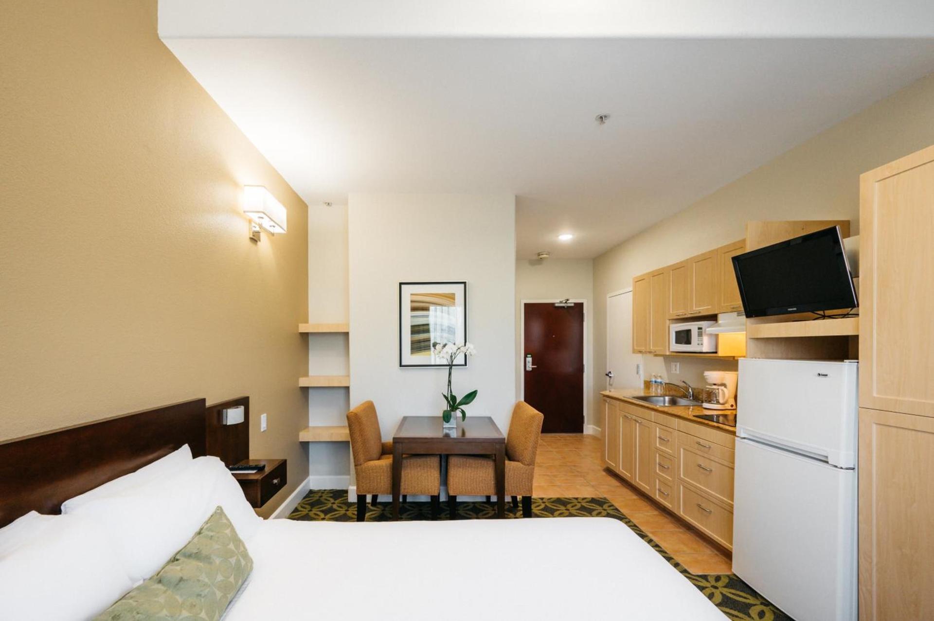 Studios Inn photo 7