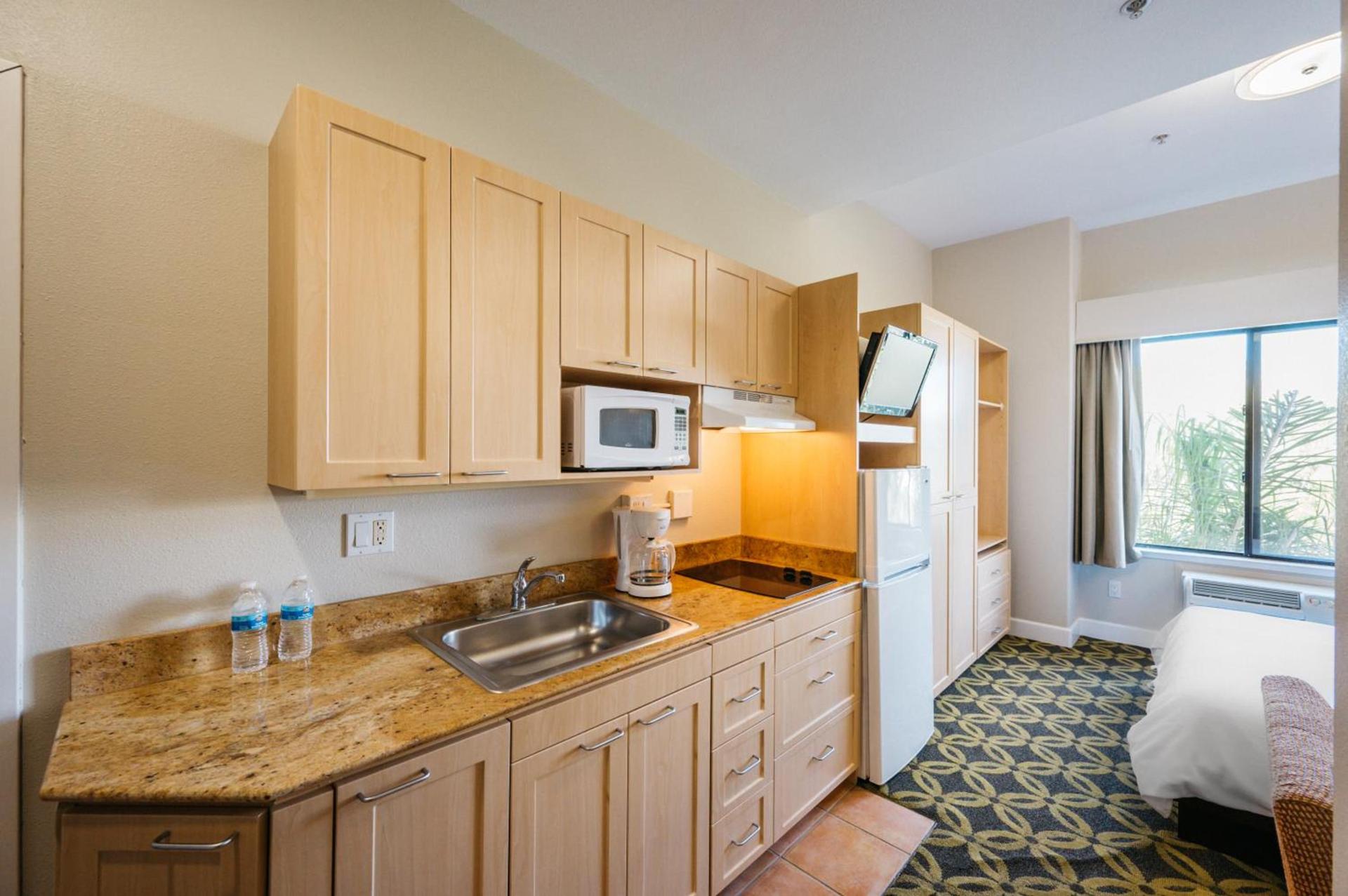 Studios Inn photo 8