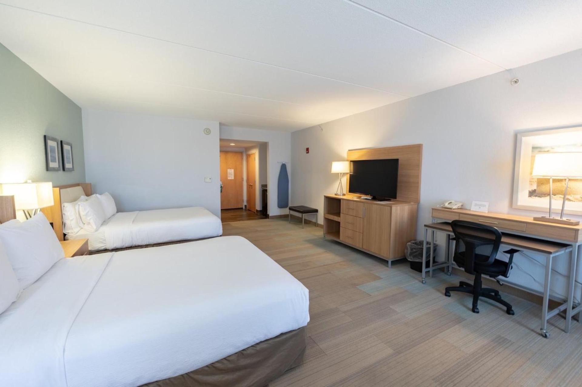 Holiday Inn Manahawkin/Long Beach Island by IHG photo 51