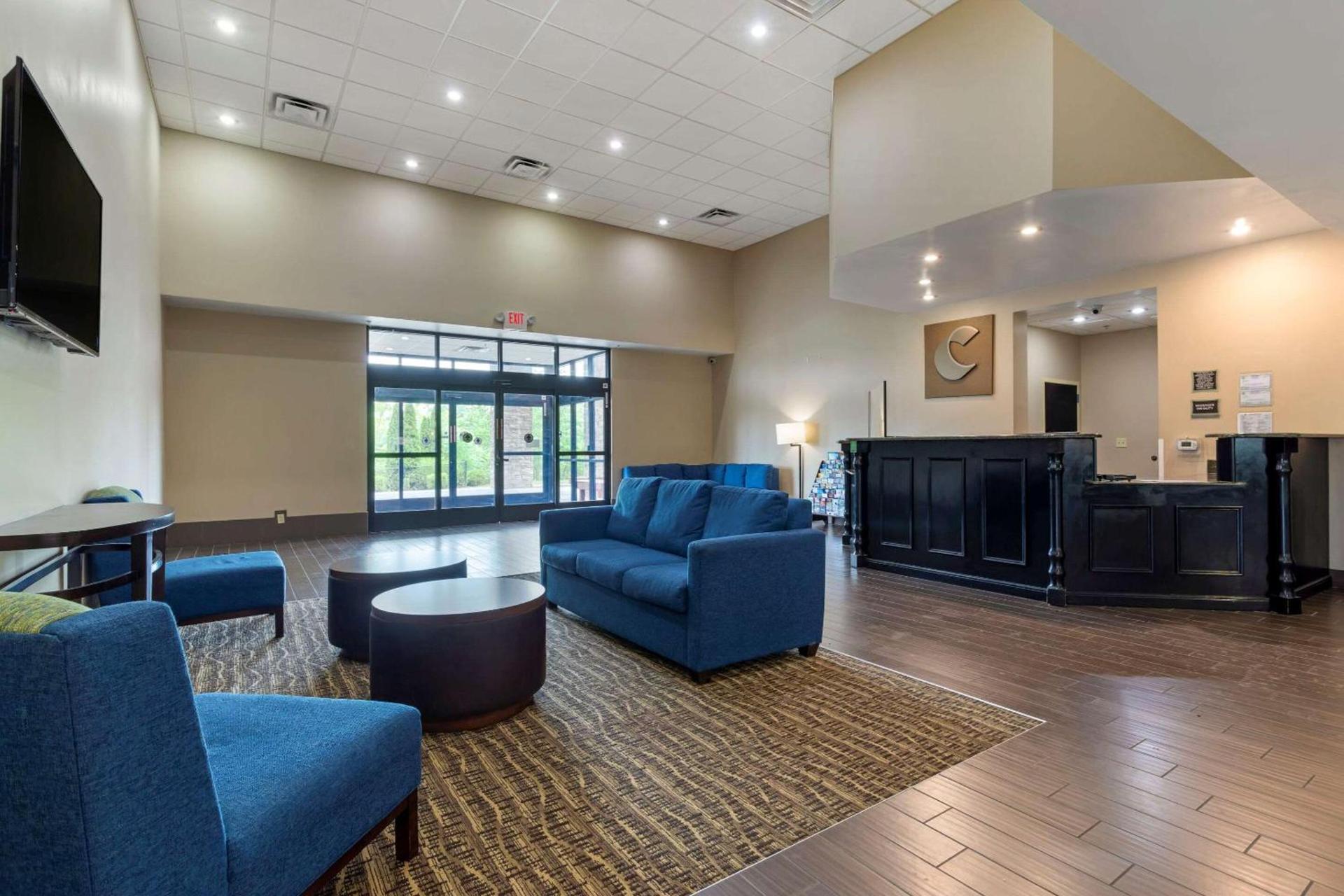 Comfort Suites Kingsport South photo 5
