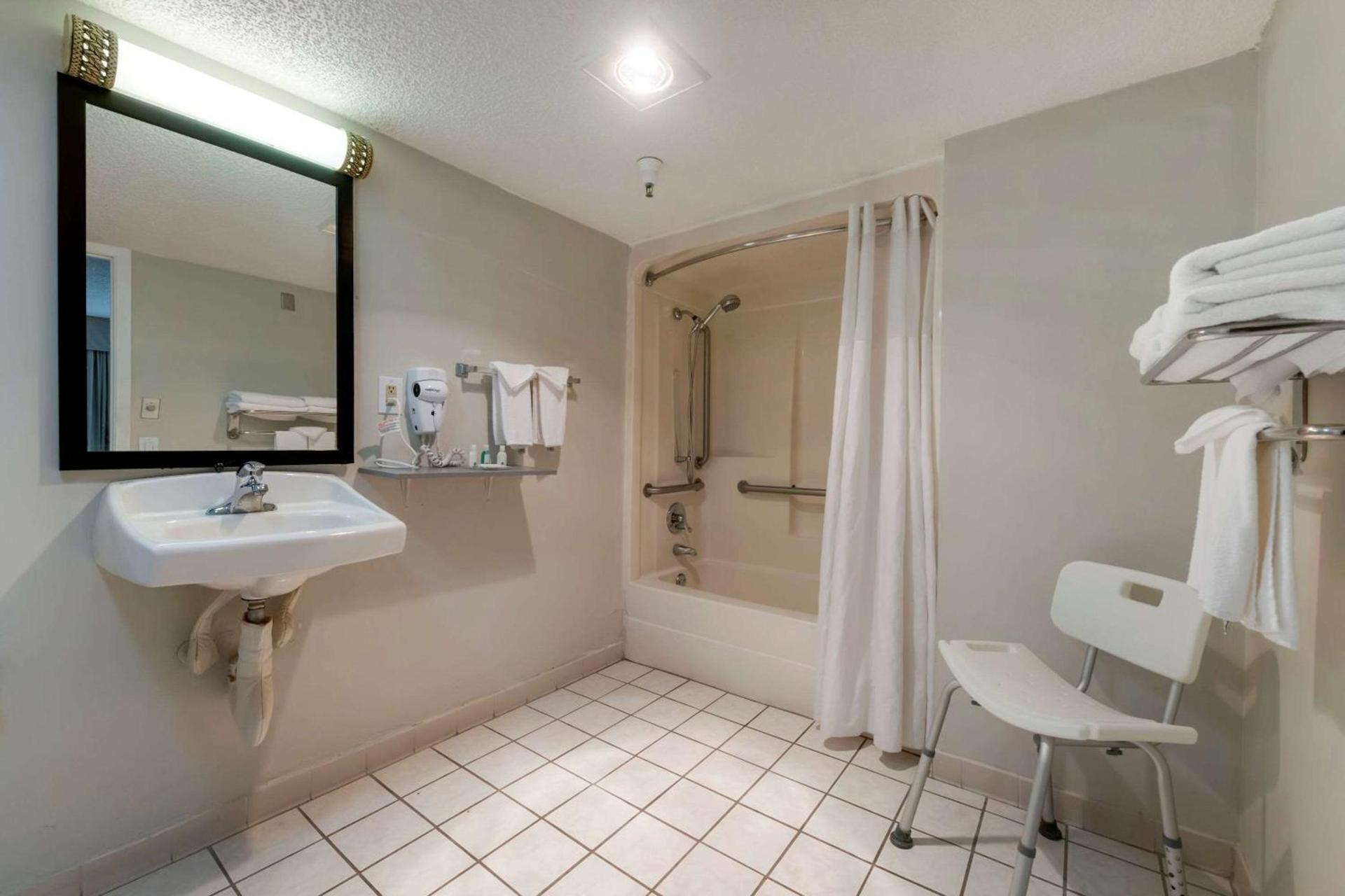 Quality Inn St Augustine Outlet Mall photo 19