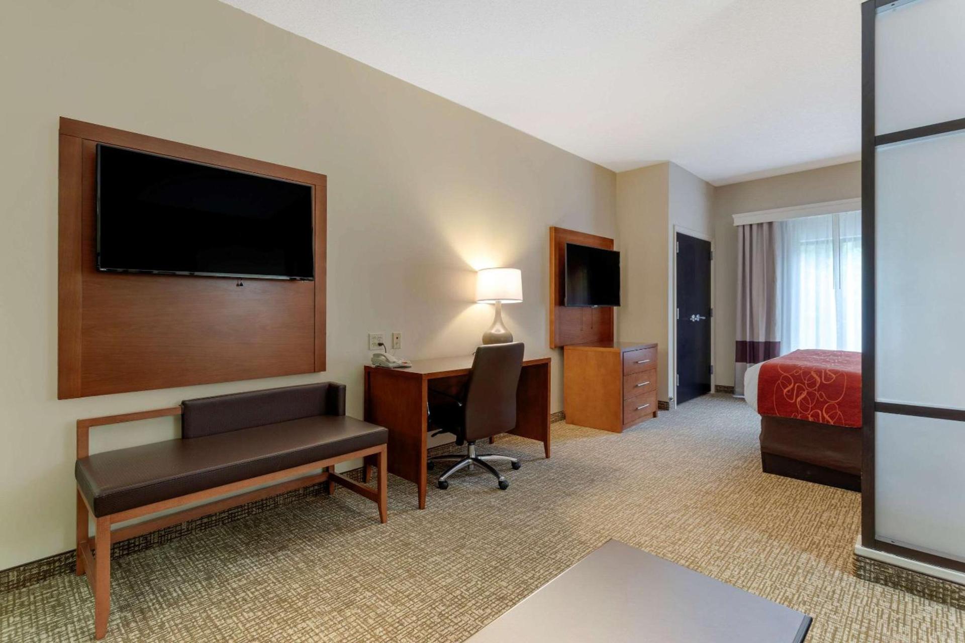Comfort Suites Kingsport South photo 8