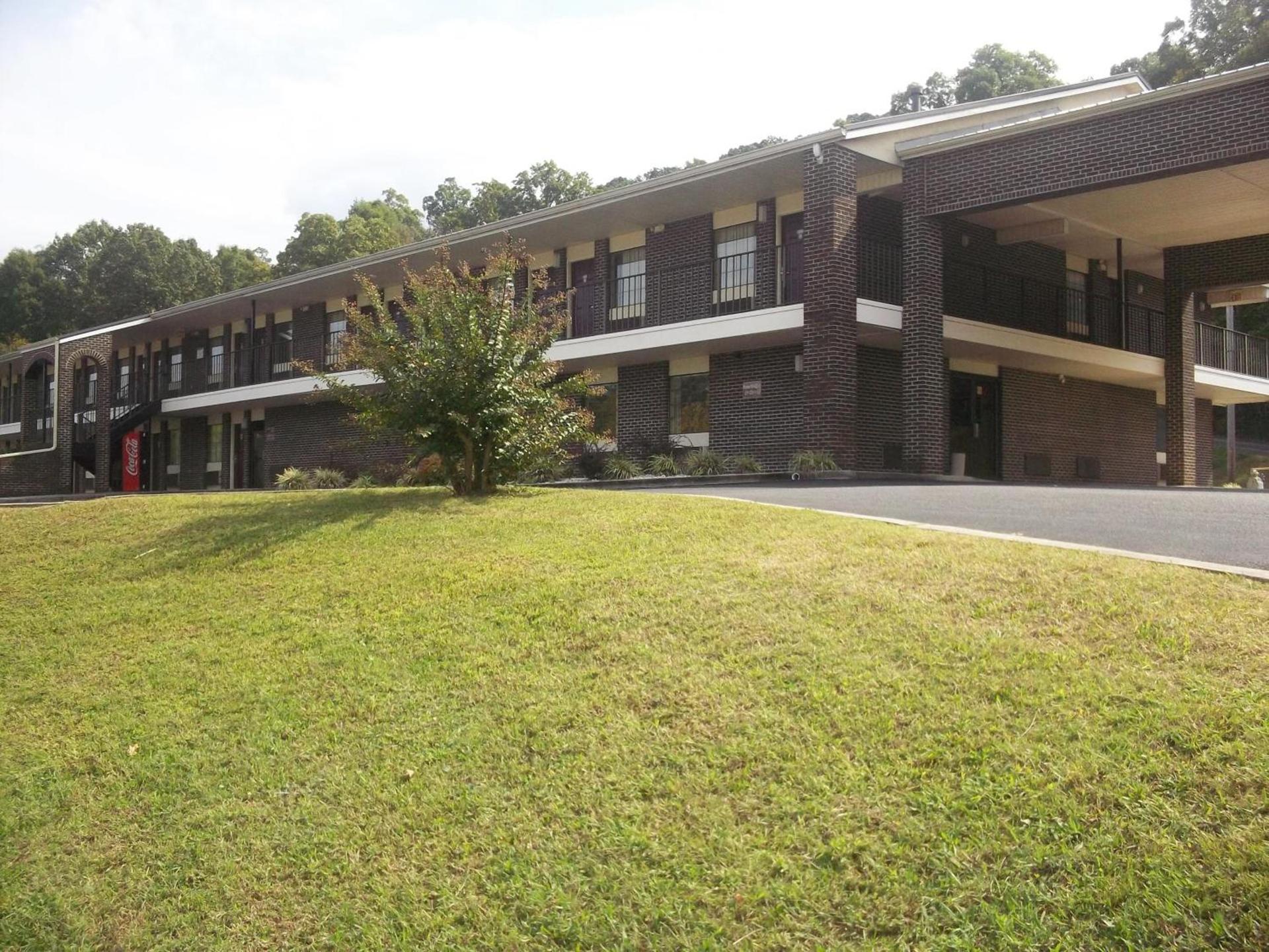 Lakeside Inn Guntersville photo 6