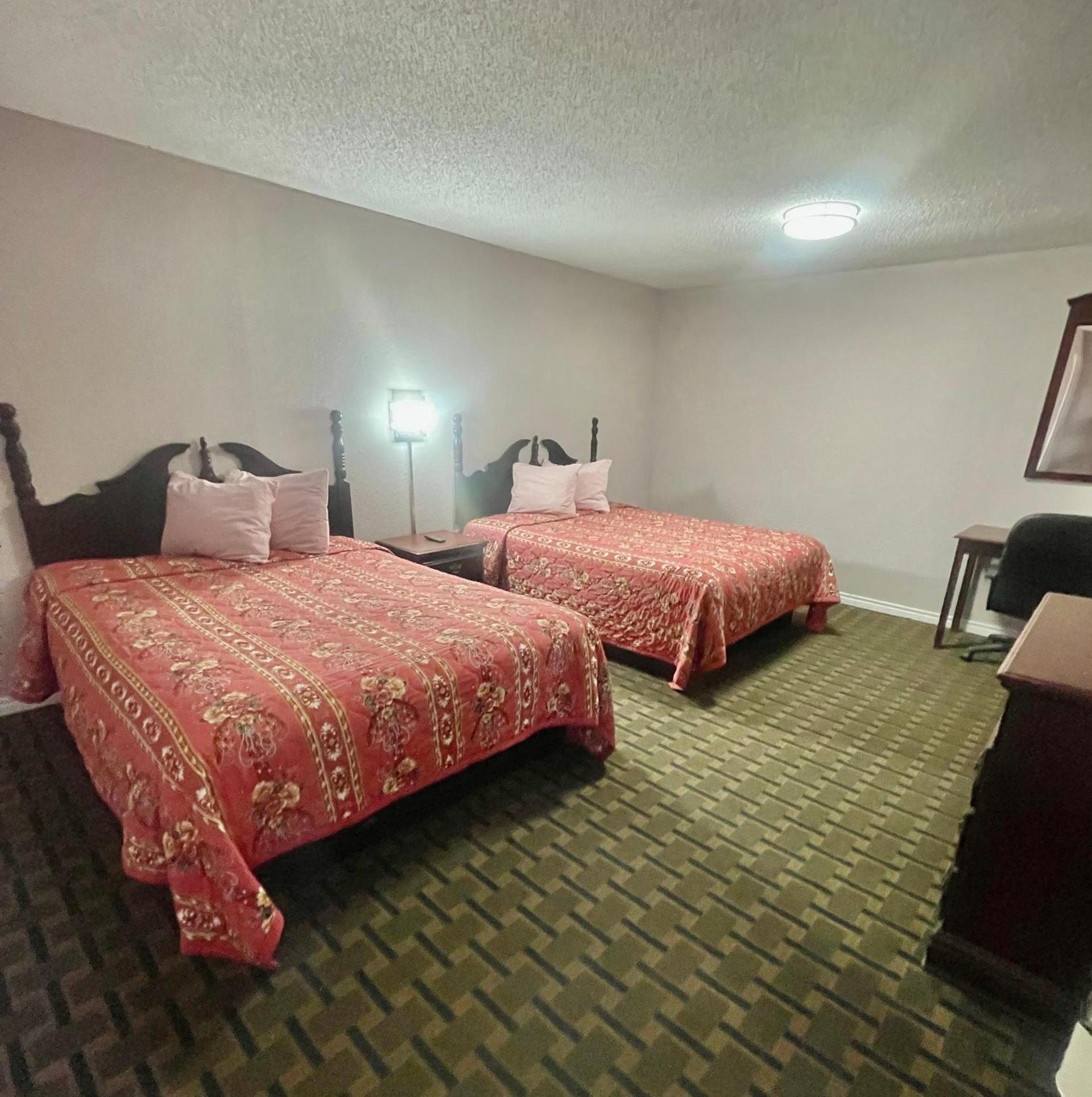 Bradbury Inn photo 20