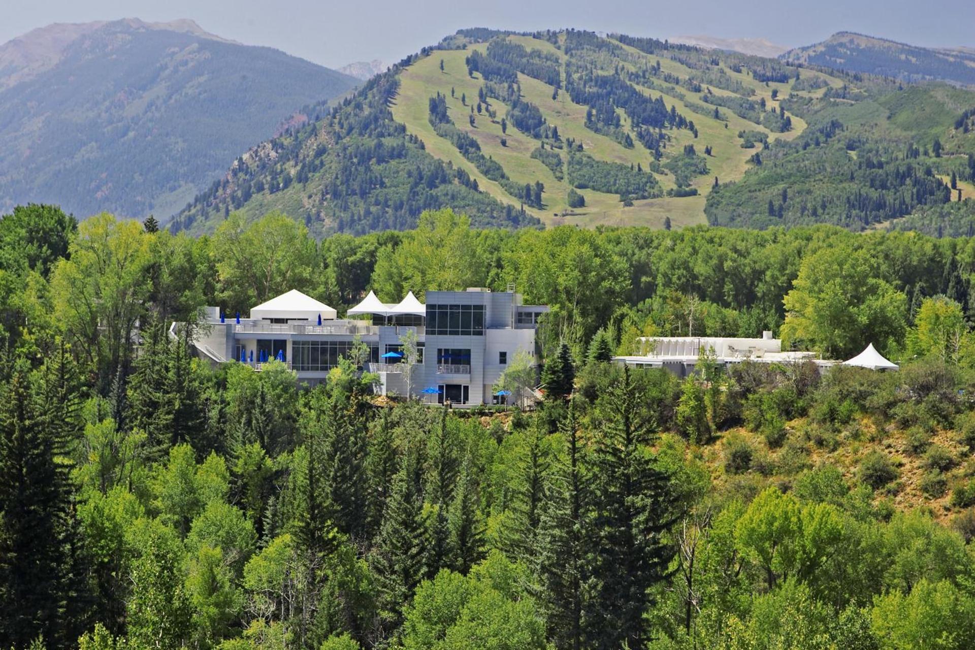 Aspen Meadows Resort photo 4