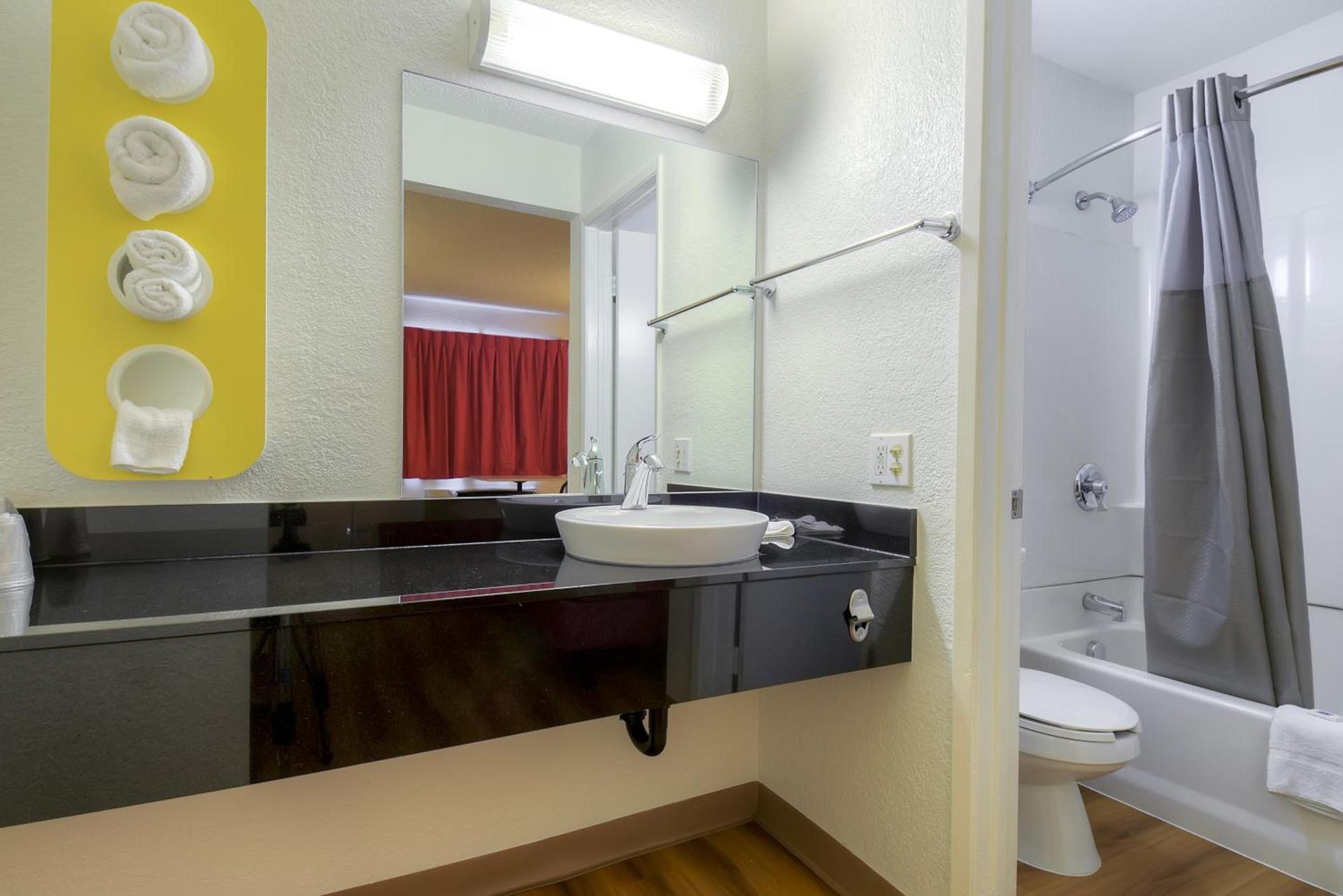 Motel 6-Rancho Mirage, CA - Palm Springs photo 25