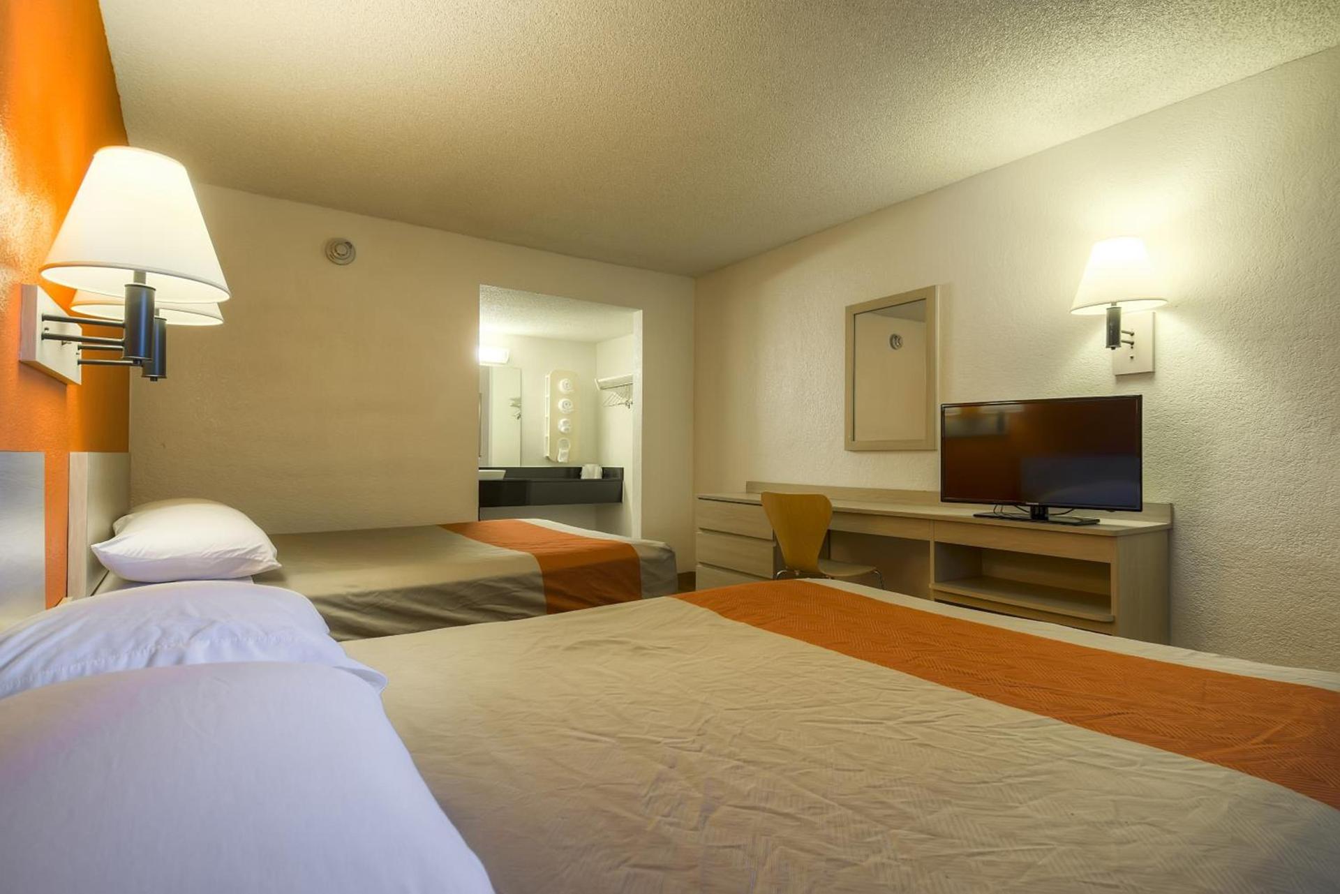Motel 6-Rancho Mirage, CA - Palm Springs photo 21