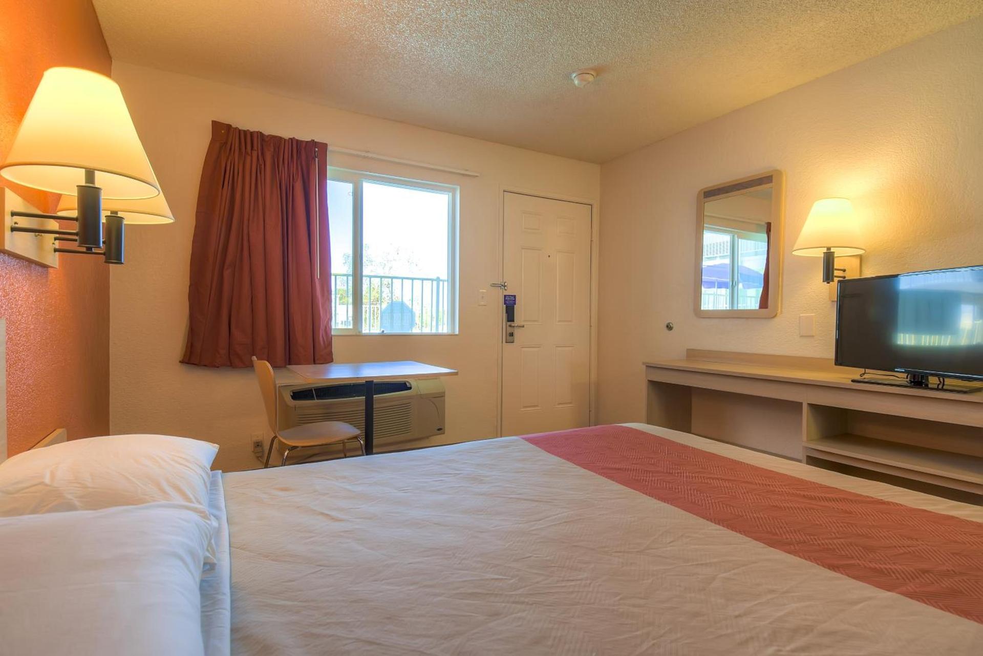 Motel 6-Rancho Mirage, CA - Palm Springs photo 28