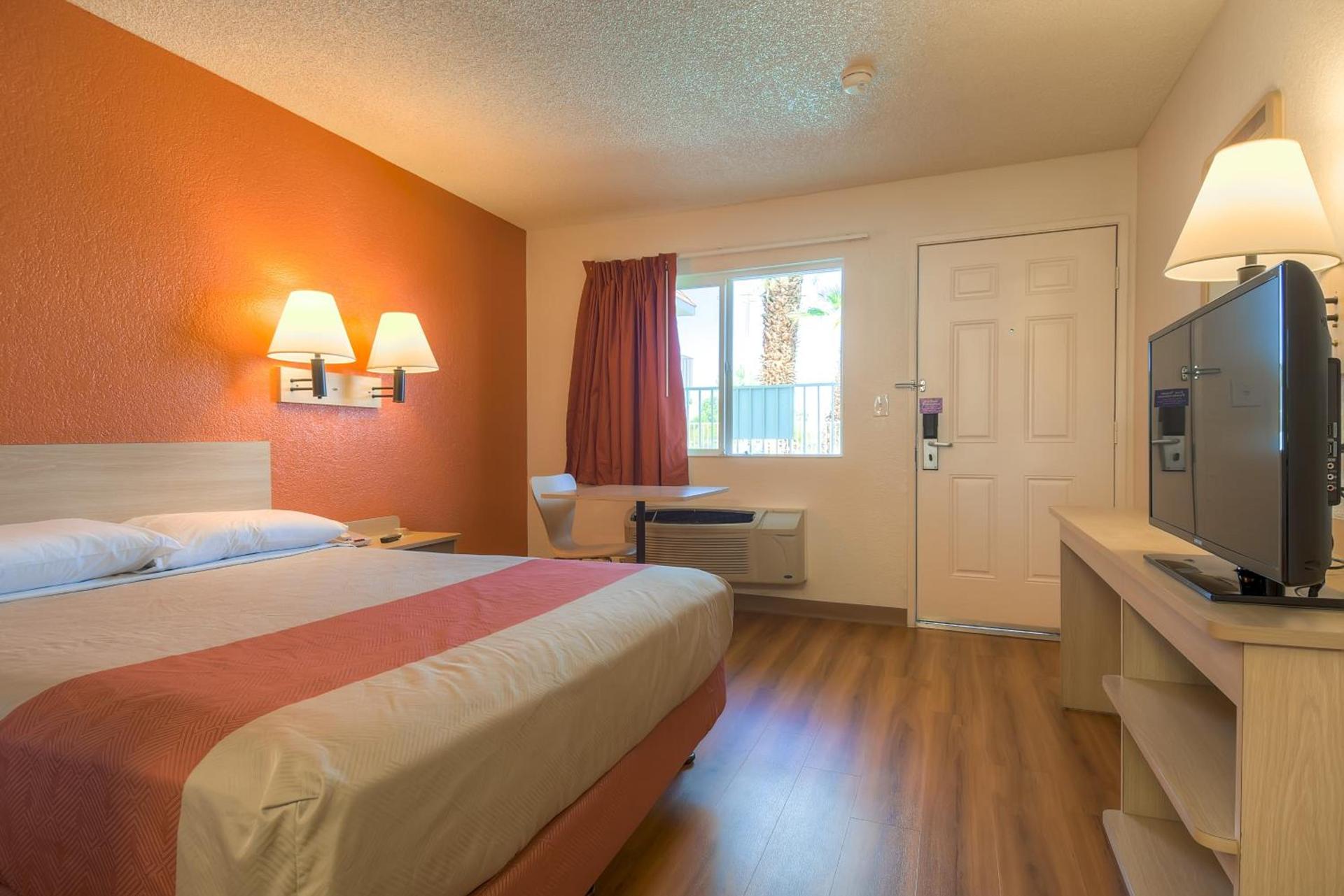 Motel 6-Rancho Mirage, CA - Palm Springs photo 30