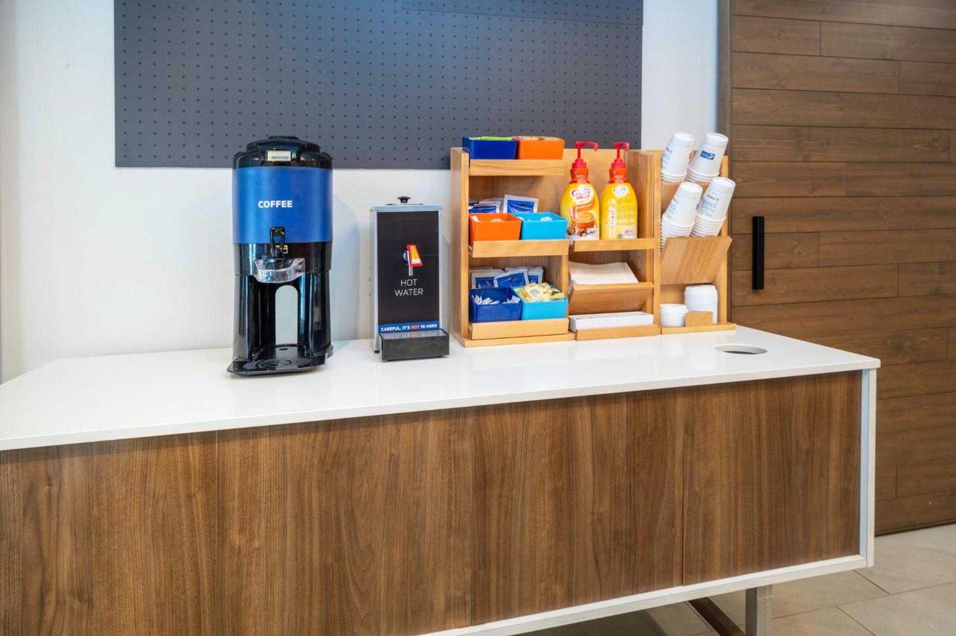Holiday Inn Express and Suites Atlanta-Johns Creek by IHG photo 22