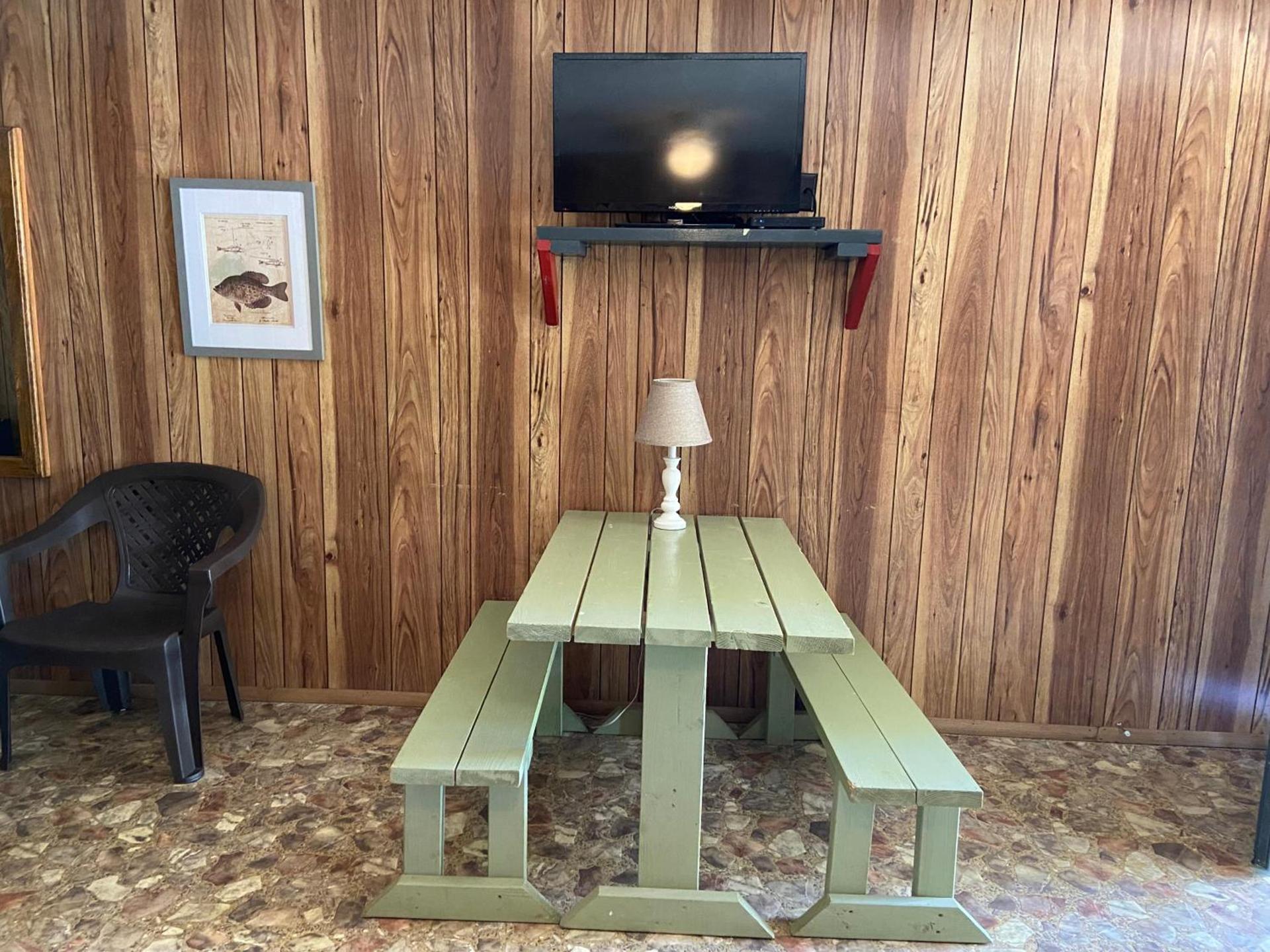 Reel Inn and Lodge photo 55