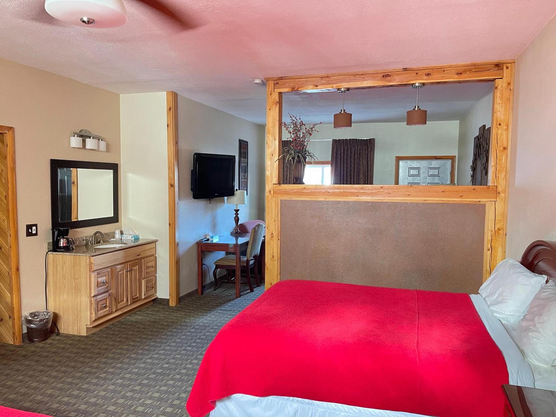 Pikes Peak Inn photo 37