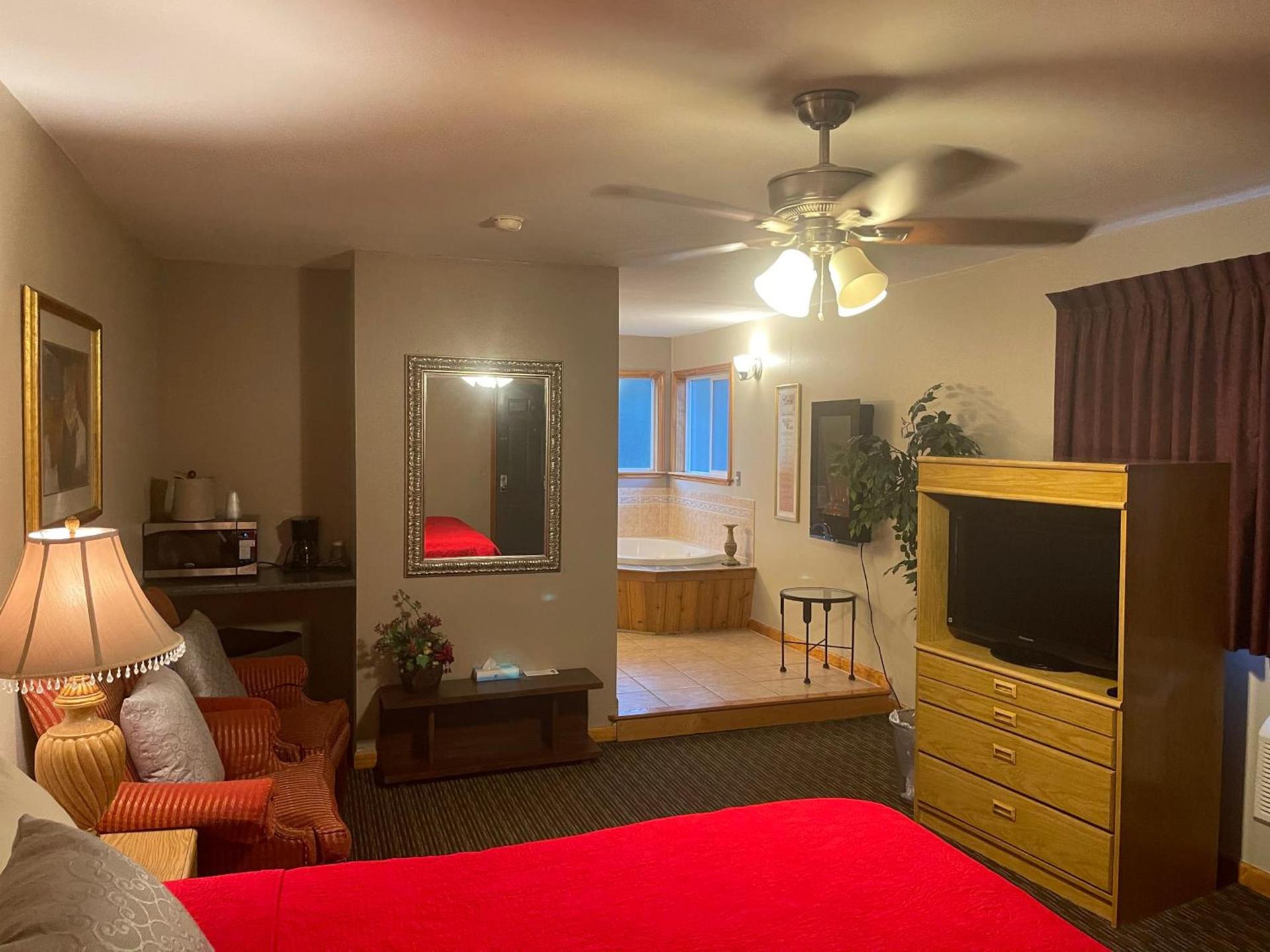 Pikes Peak Inn photo 2