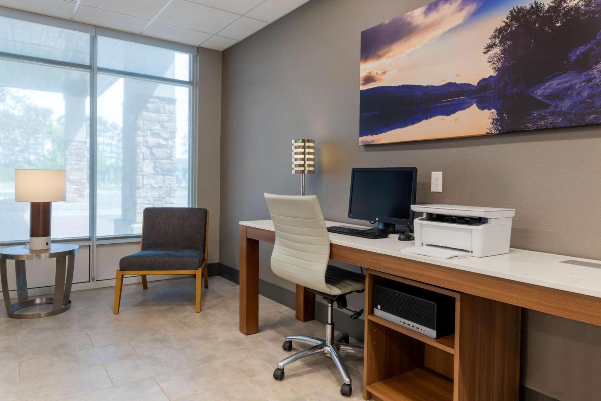 Best Western Plus Isanti photo 6