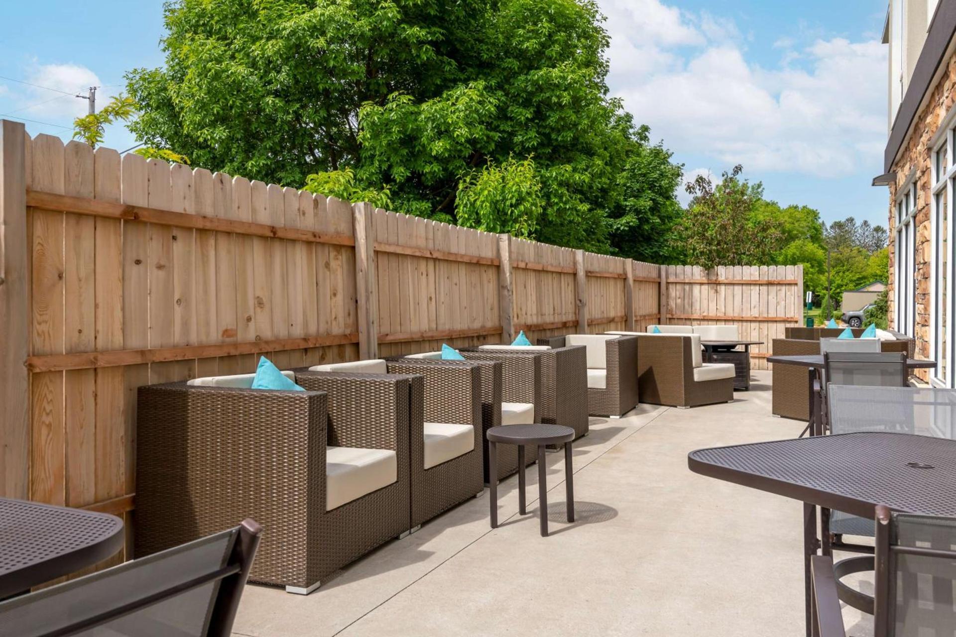 Best Western Plus Isanti photo 20