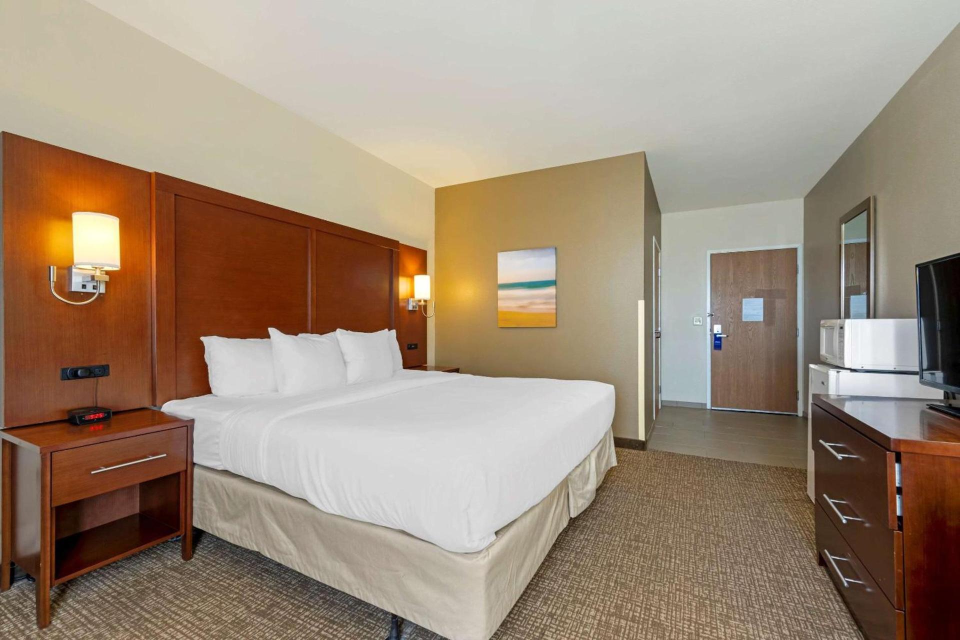 Comfort Inn Camp Verde I-17 photo 11