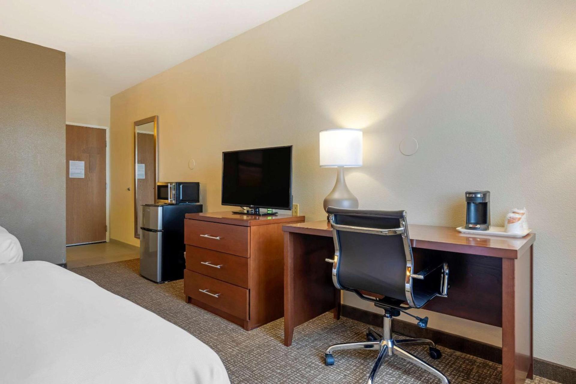 Comfort Inn Camp Verde I-17 photo 15