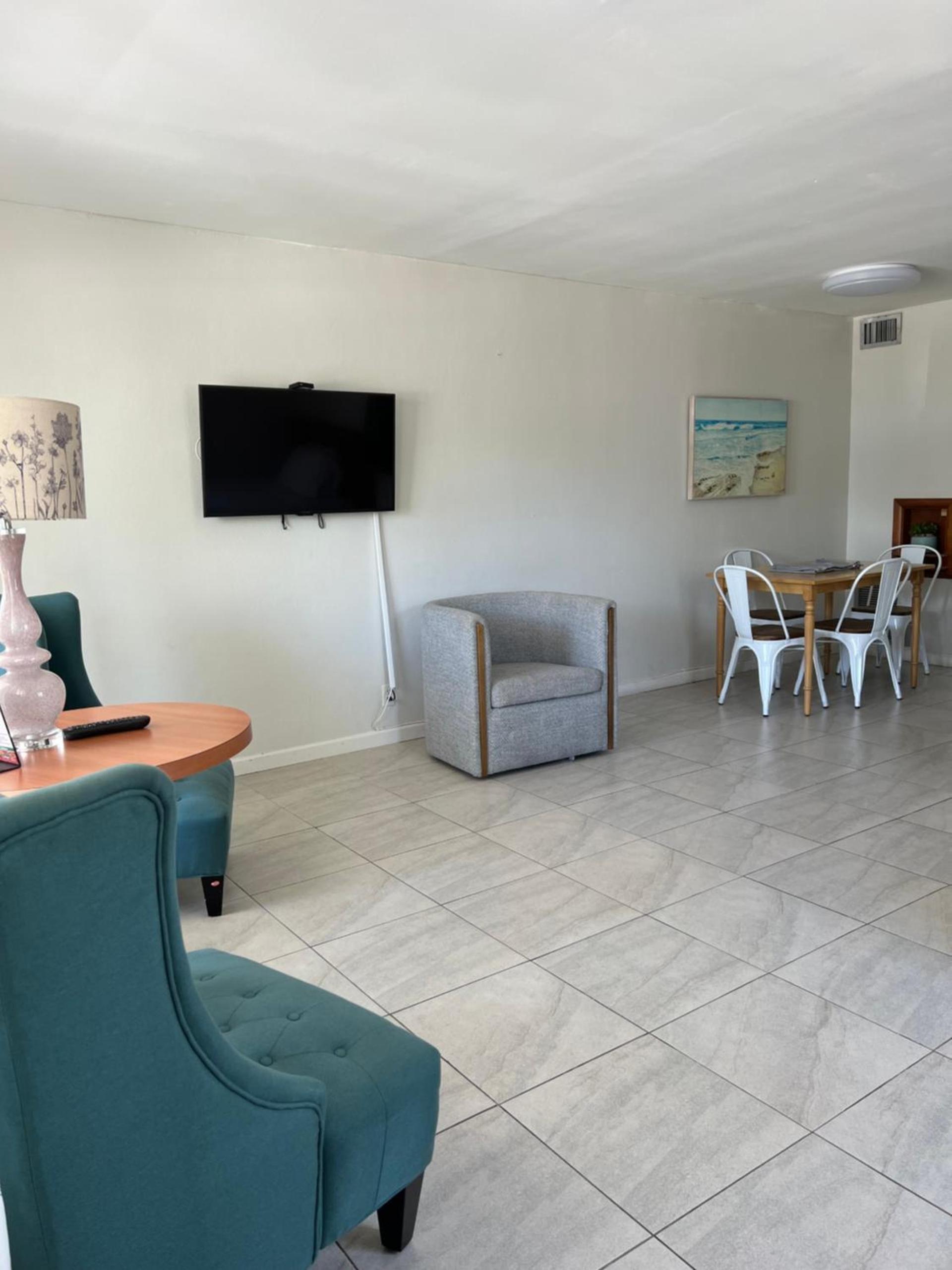 Dee Jay Beach Resort photo 26