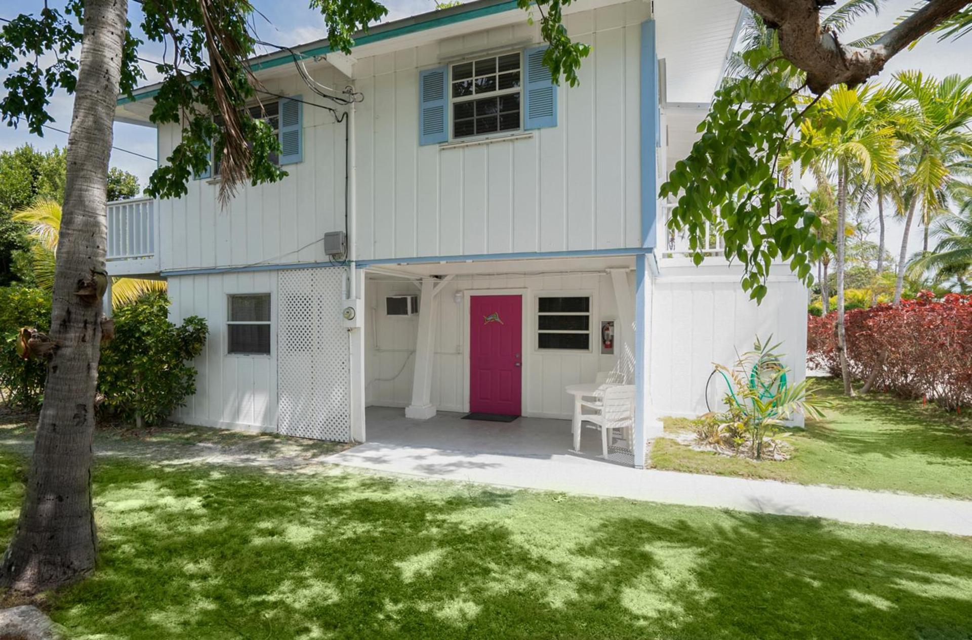 Pines & Palms Resort photo 21