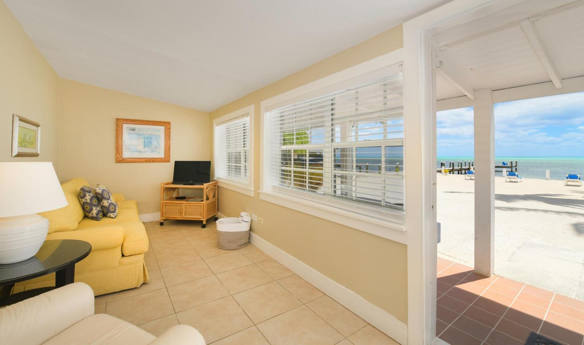 Pines & Palms Resort photo 77