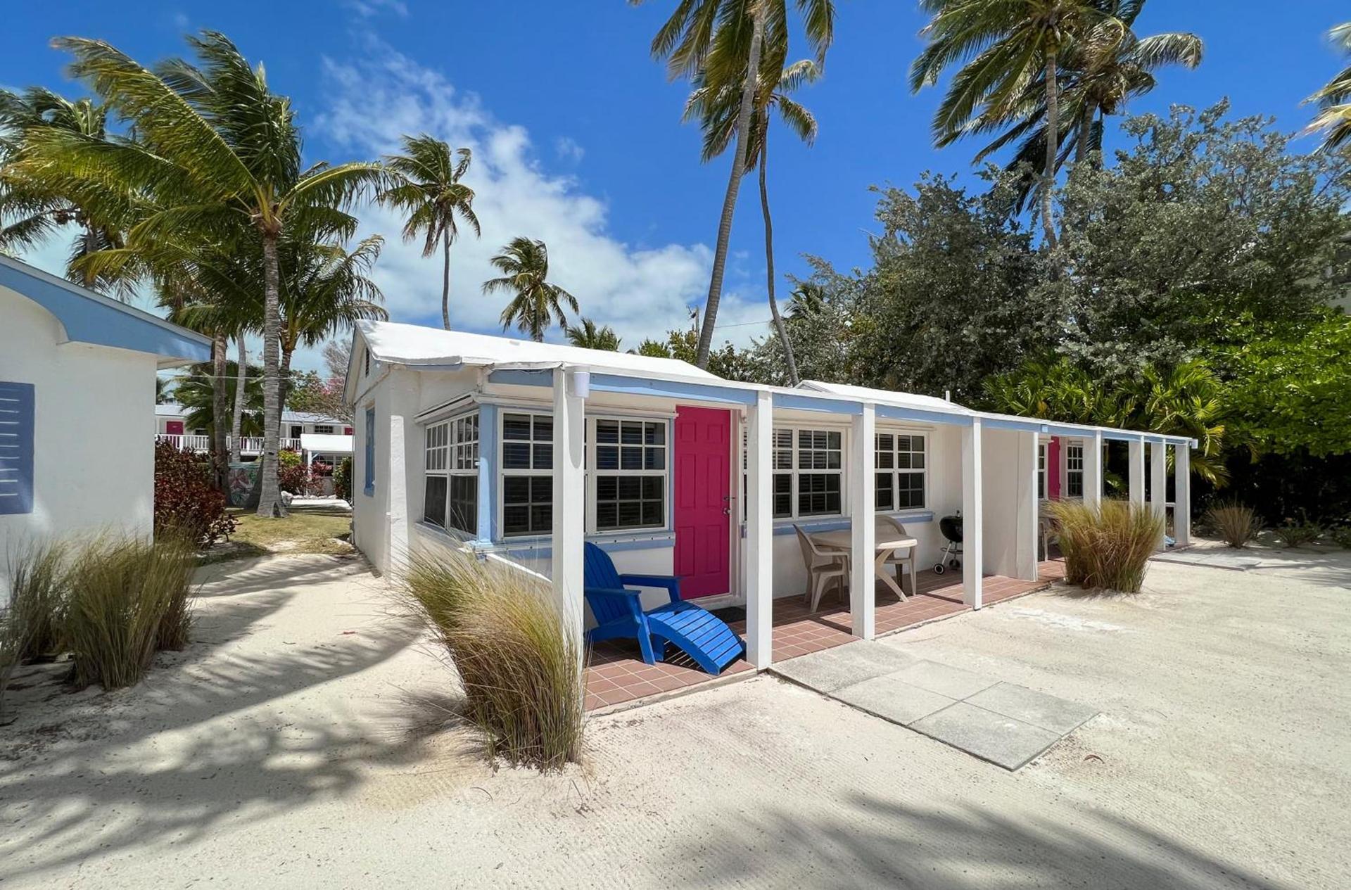 Pines & Palms Resort photo 74