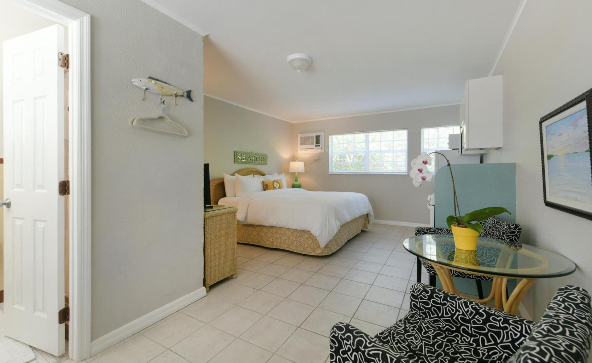 Pines & Palms Resort photo 81