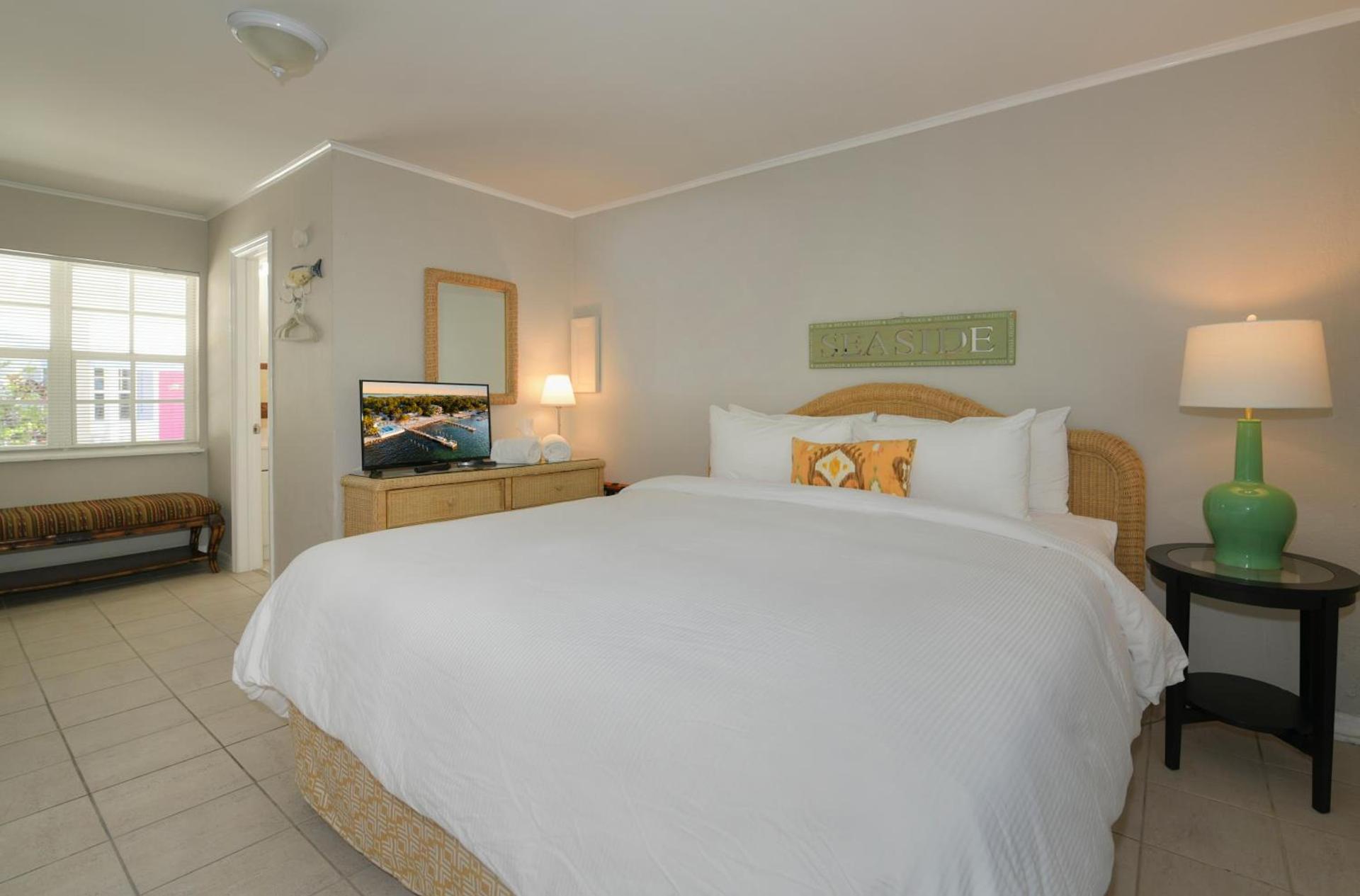 Pines & Palms Resort photo 79