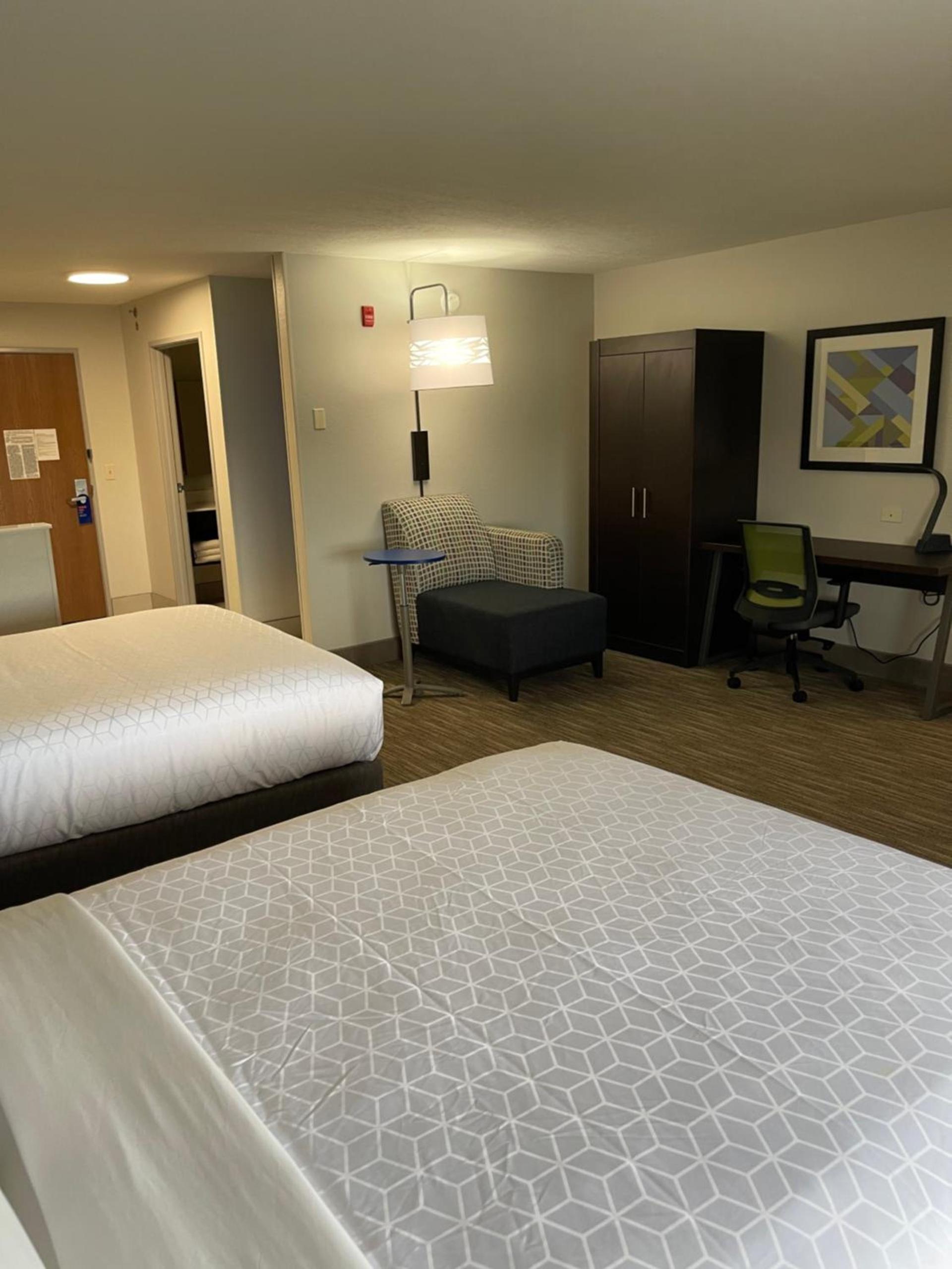 Holiday Inn Express Hotel & Suites Las Vegas NM by IHG photo 17