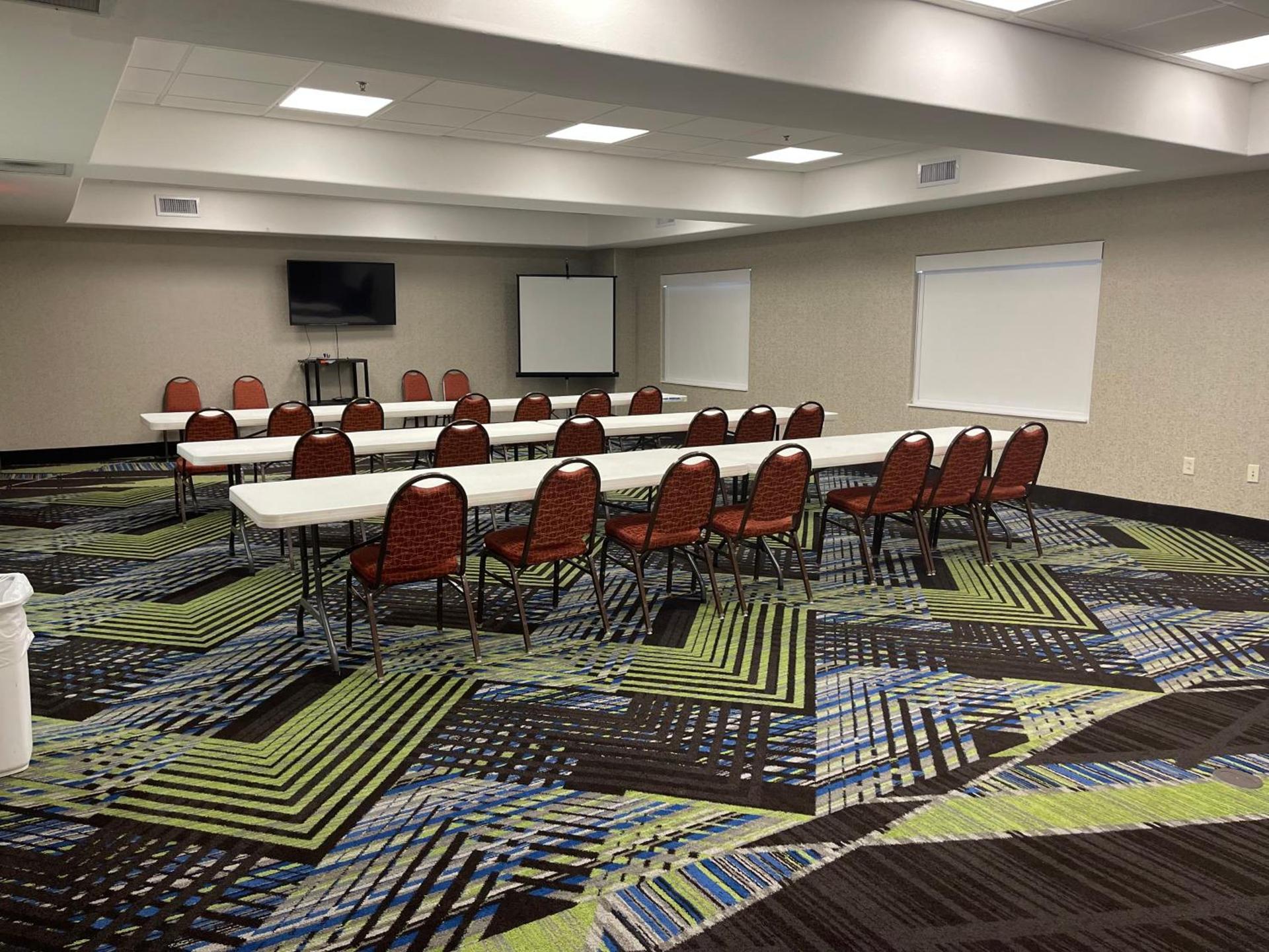 Holiday Inn Express Hotel & Suites Las Vegas NM by IHG photo 64