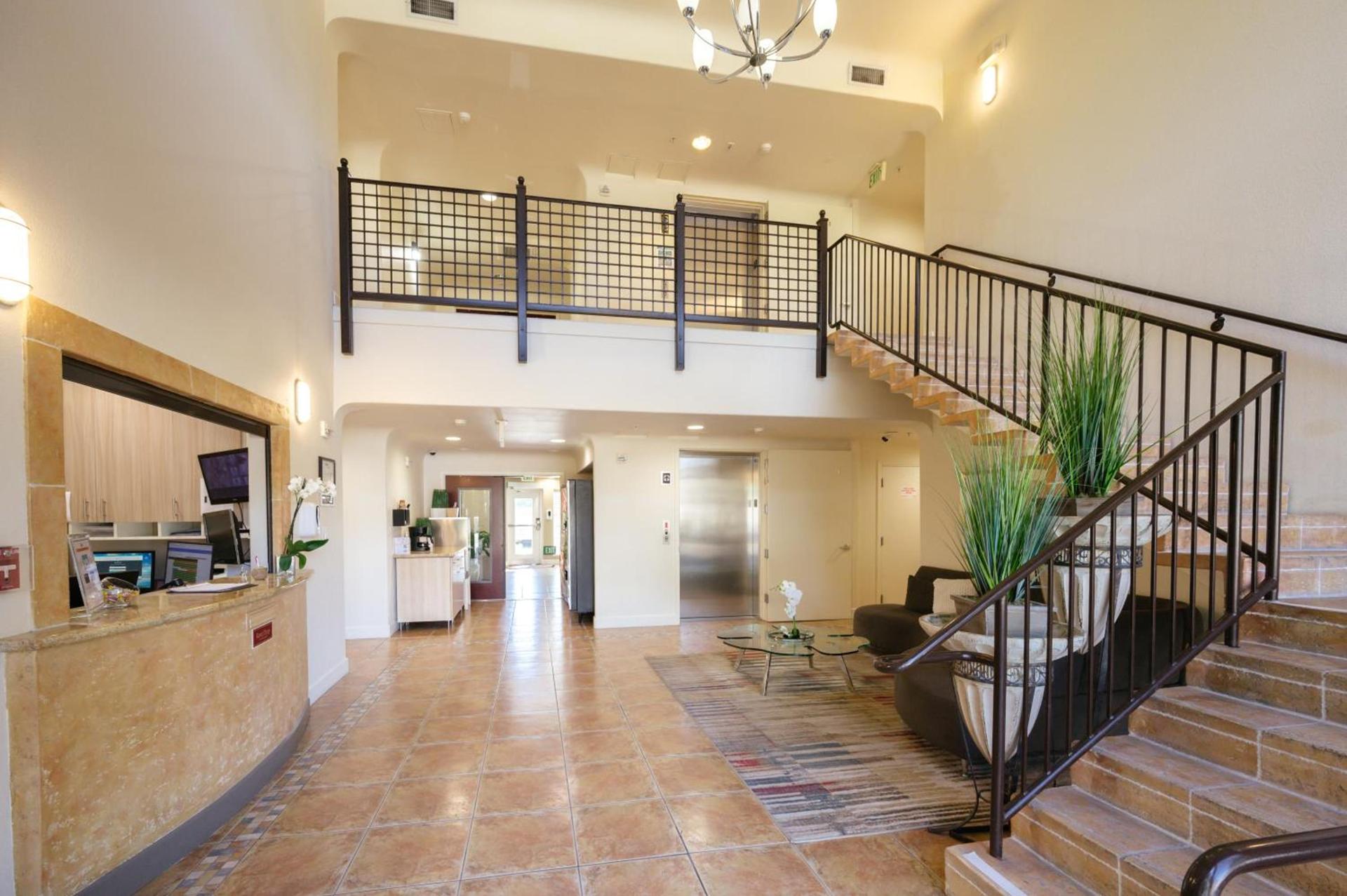 Studios Inn photo 2