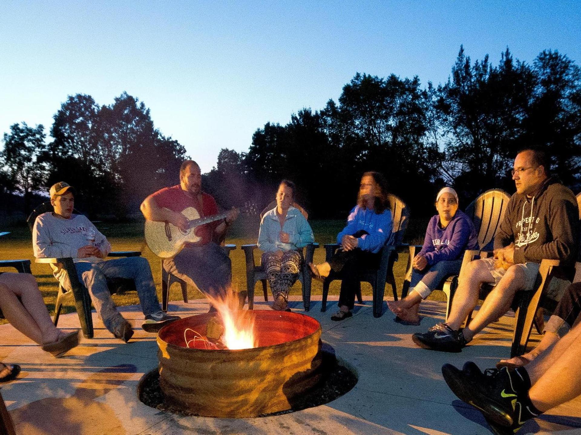 Sierra Sands Family Lodge photo 10