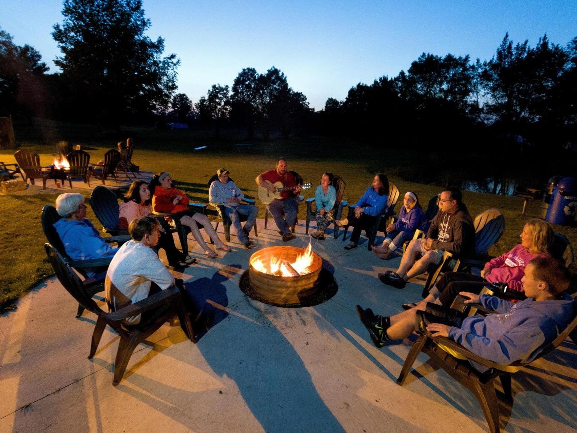 Sierra Sands Family Lodge photo 11