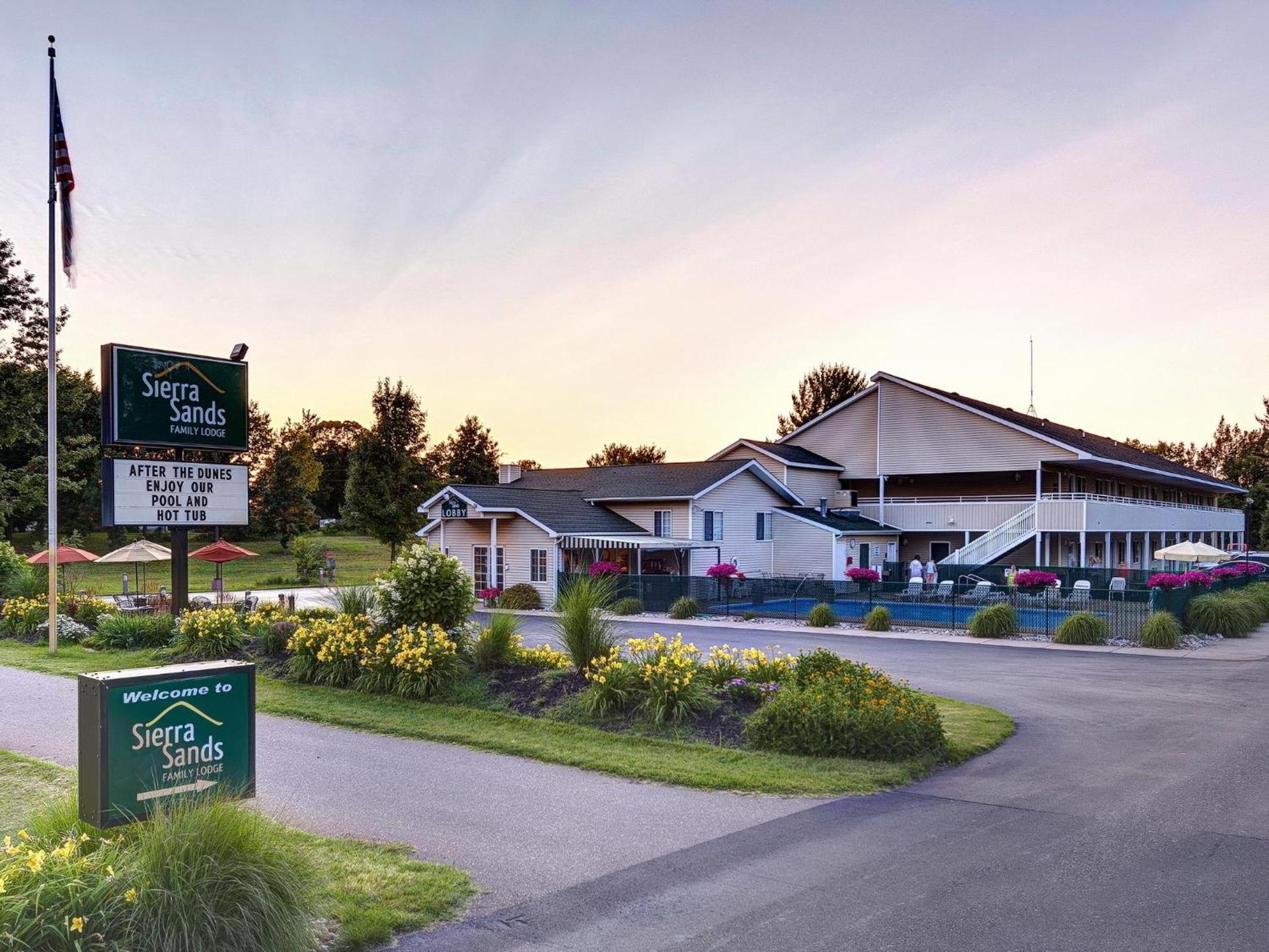 Sierra Sands Family Lodge photo 21