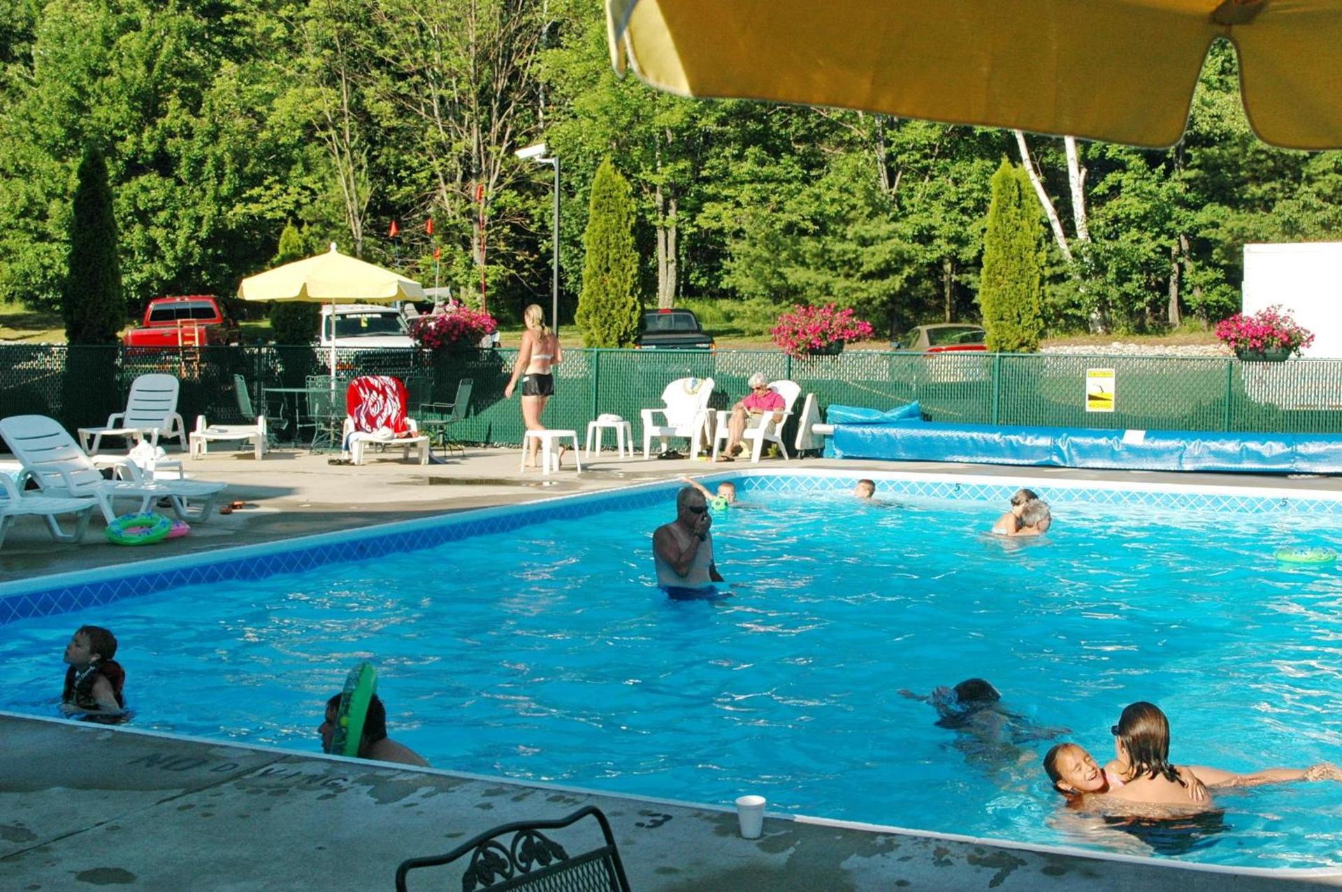Sierra Sands Family Lodge photo 15