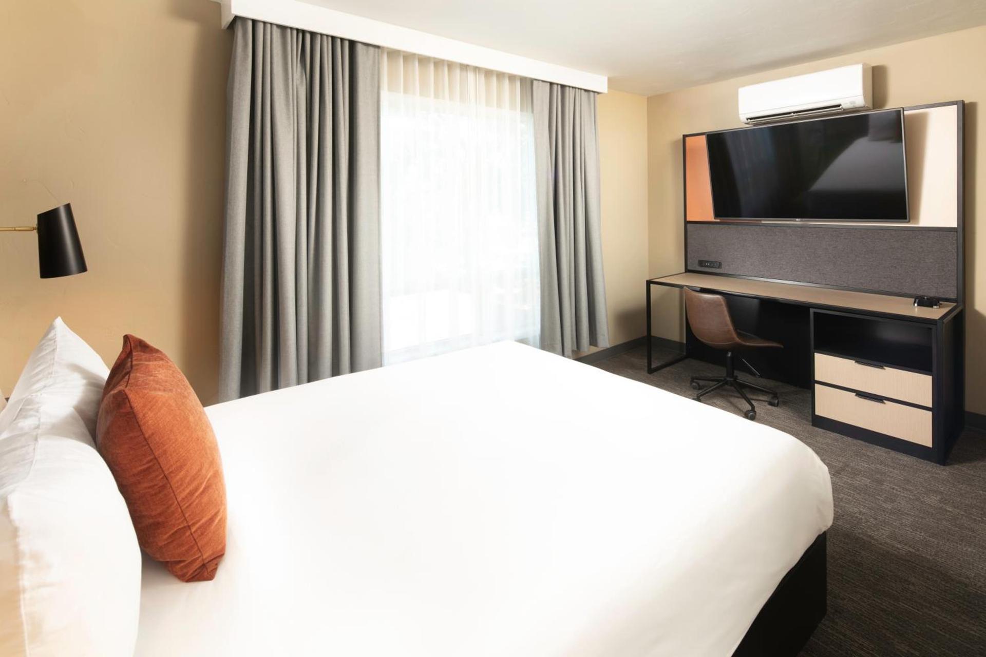 Waypoint Hotel photo 7