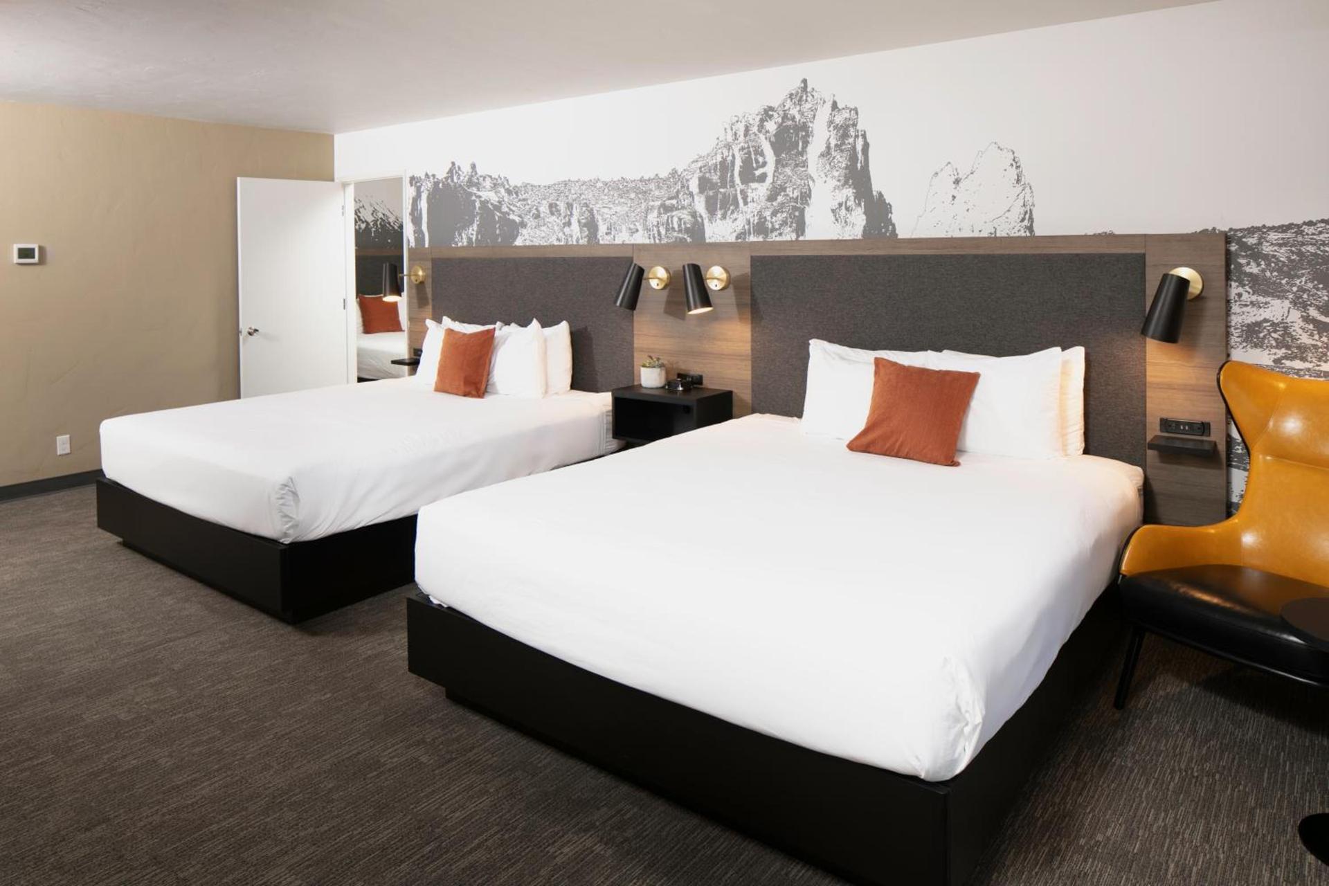 Waypoint Hotel photo 10