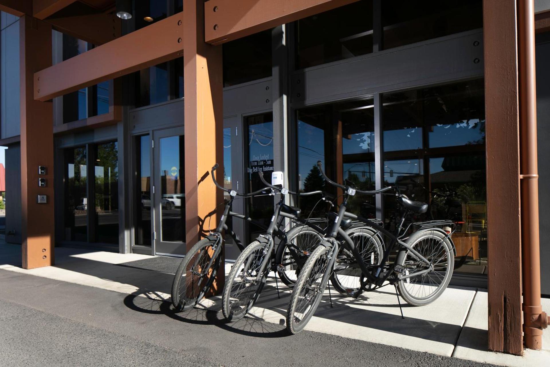 Waypoint Hotel photo 55