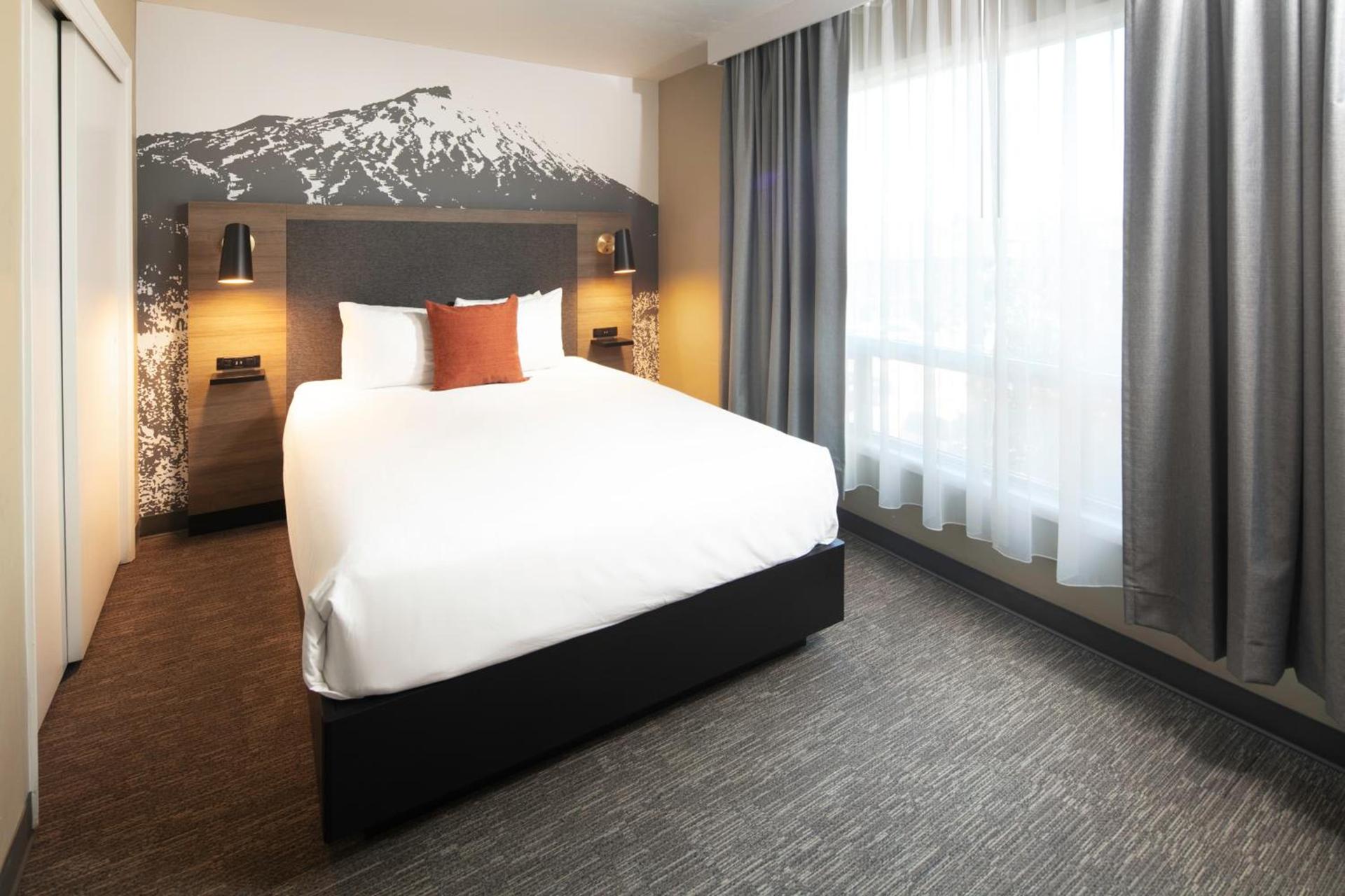 Waypoint Hotel photo 66