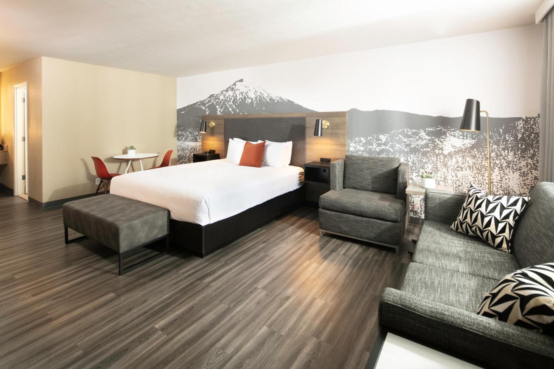 Waypoint Hotel photo 6