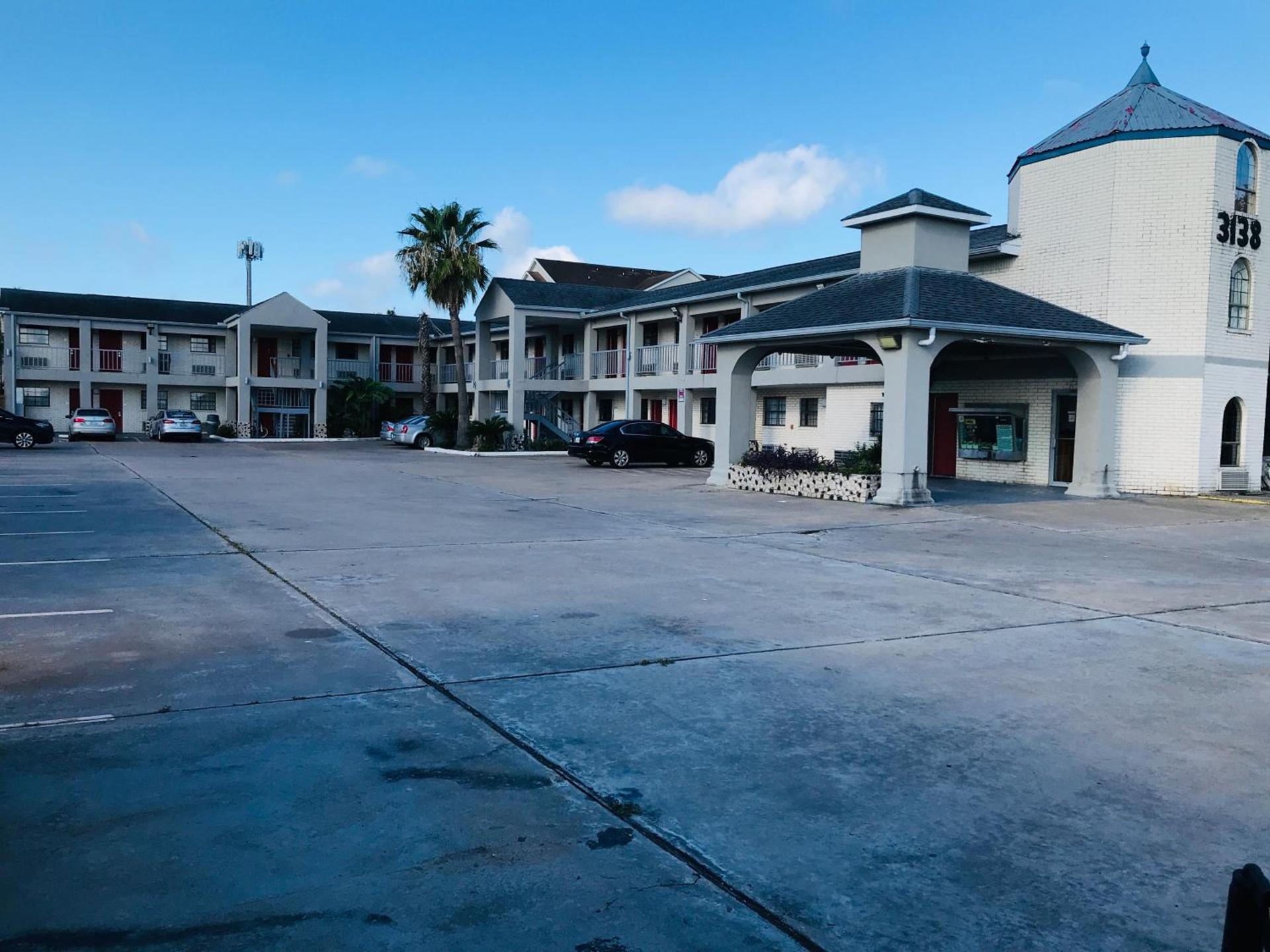 Summit Inn - Houston Medical Center - NRG Park photo 8