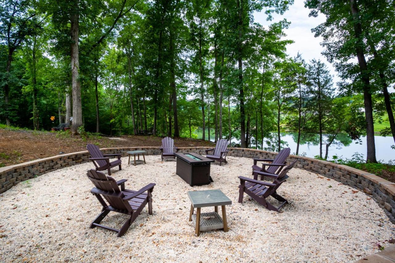 Tranquility Paradise River View Hot Tub photo 36