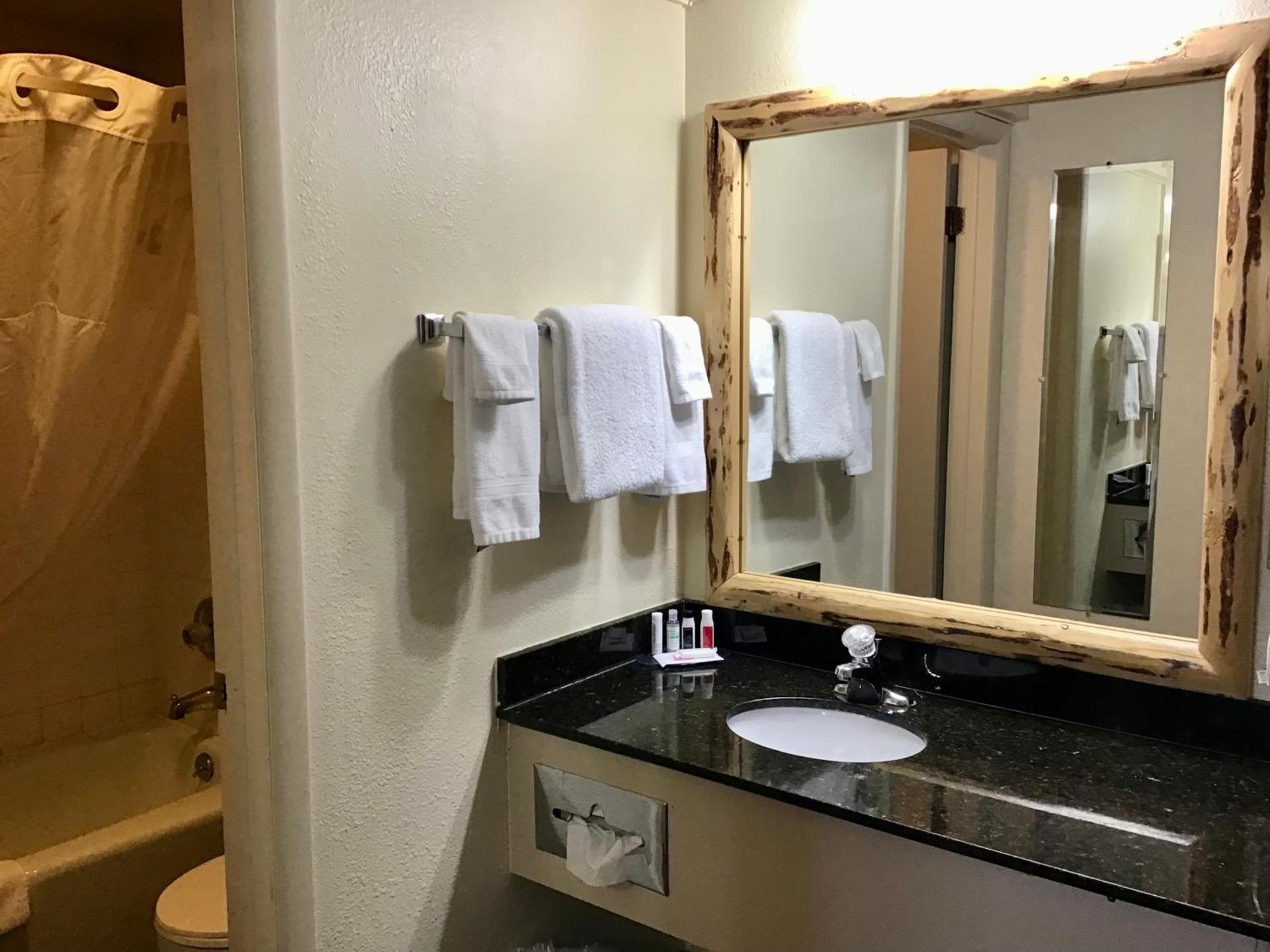 Studio 6 Suites Butte MT I-90 I-15 photo 6