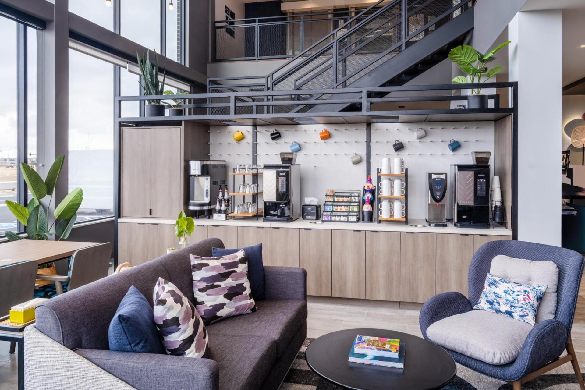 Atwell Suites Denver Airport - Tower Road by IHG photo 39