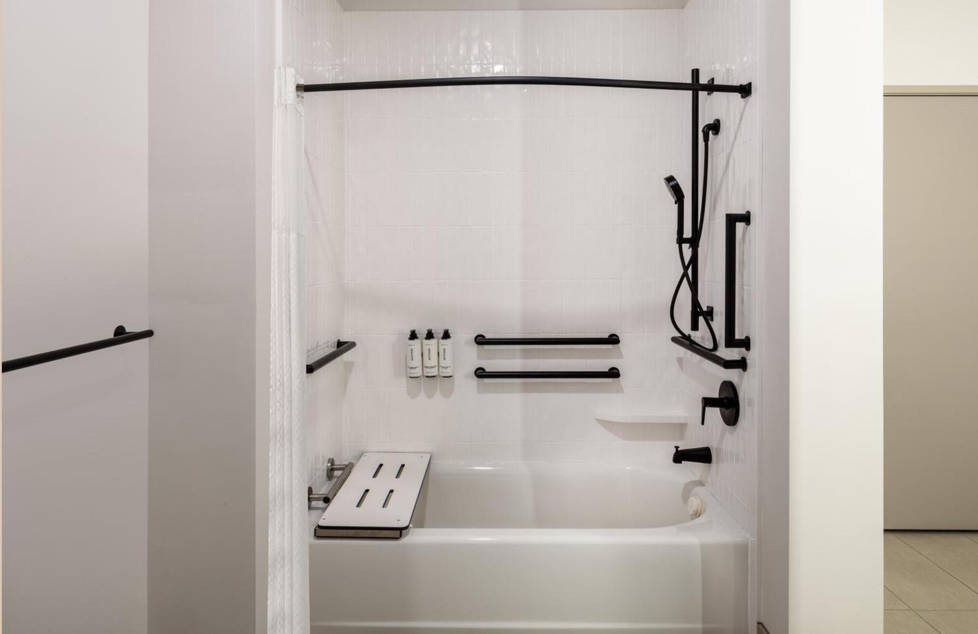 Atwell Suites Denver Airport - Tower Road by IHG photo 45