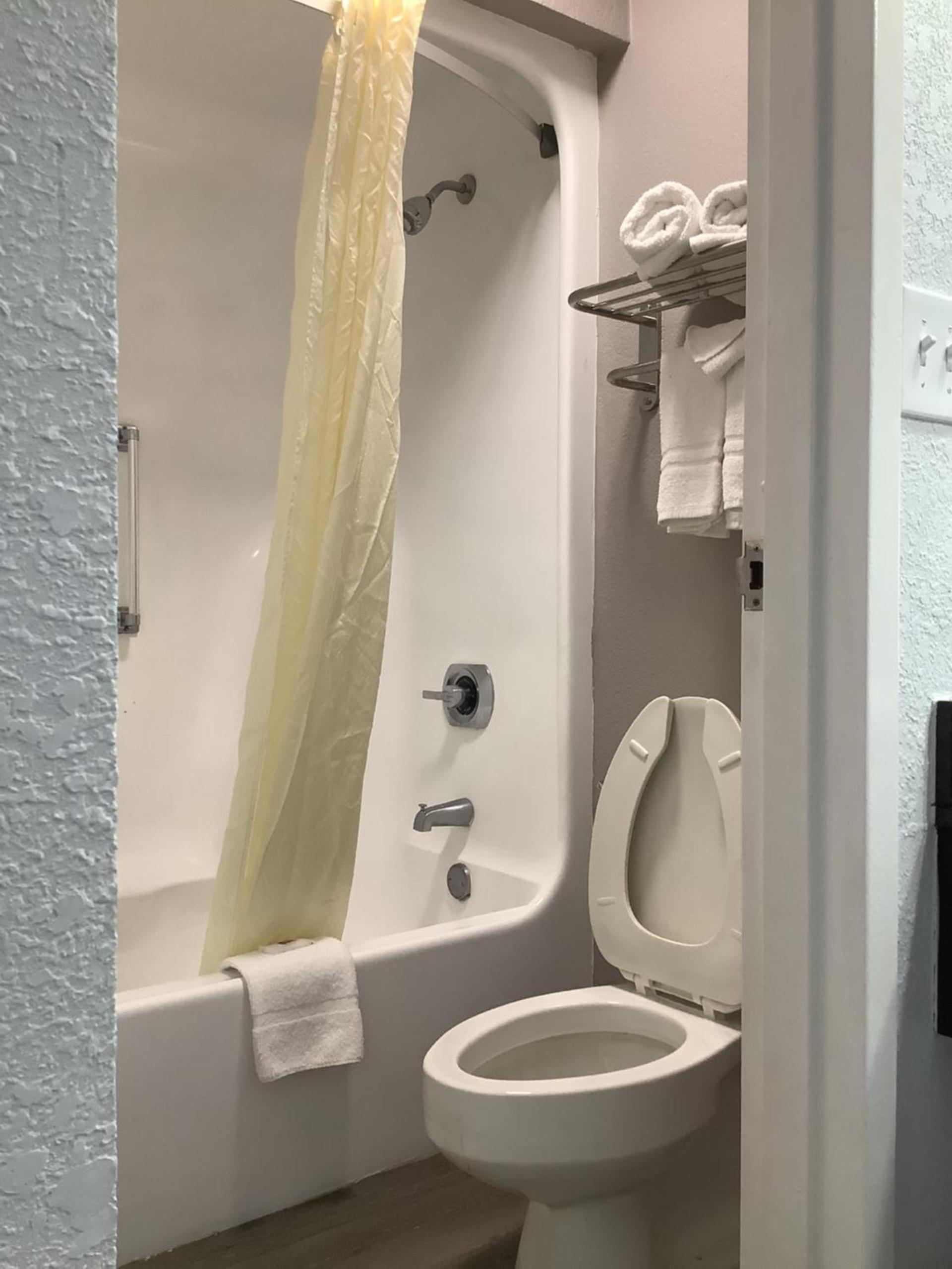 Motel 6-Memphis, TN - East photo 13